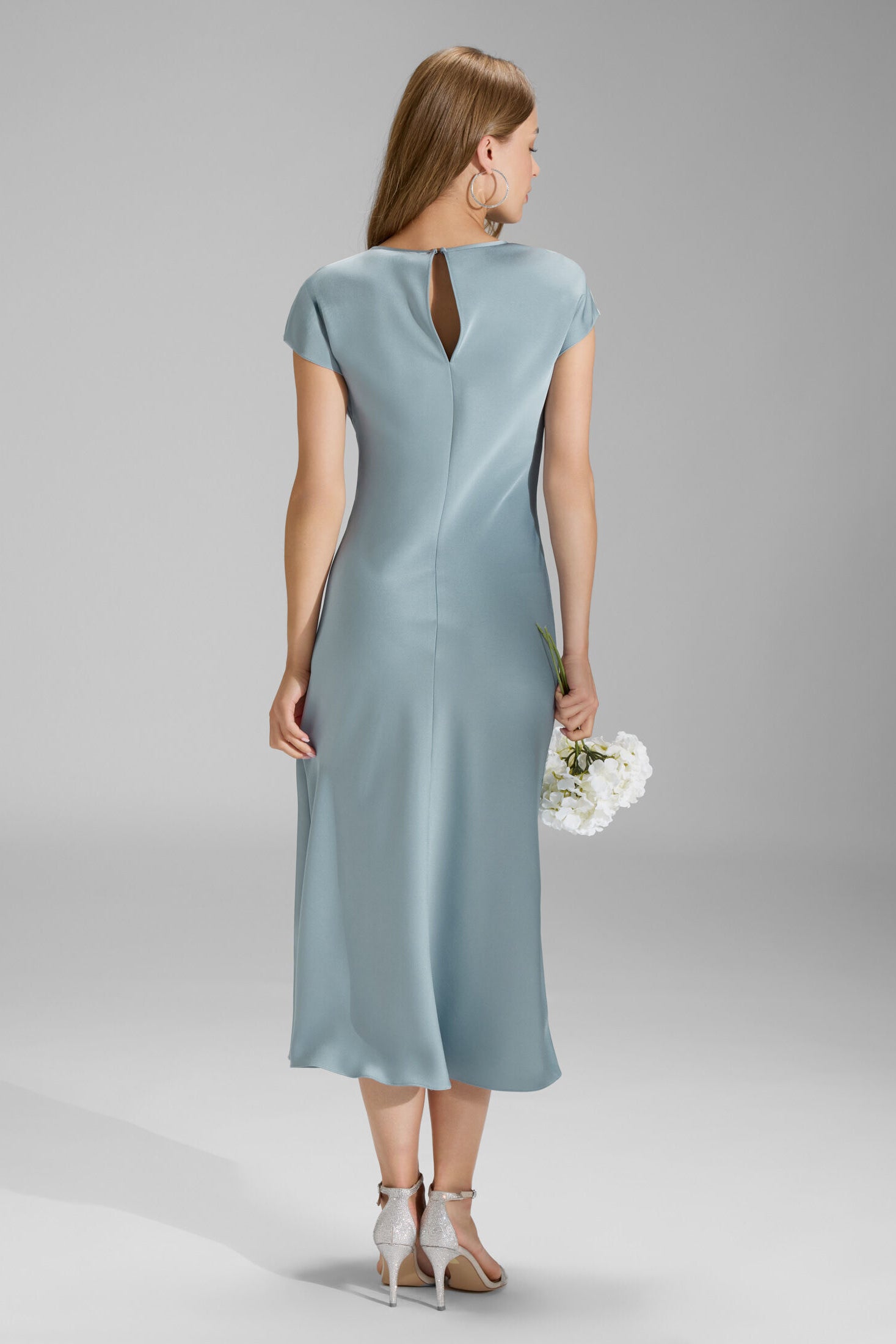 Slip Dress aus Satin mit Twist Detail