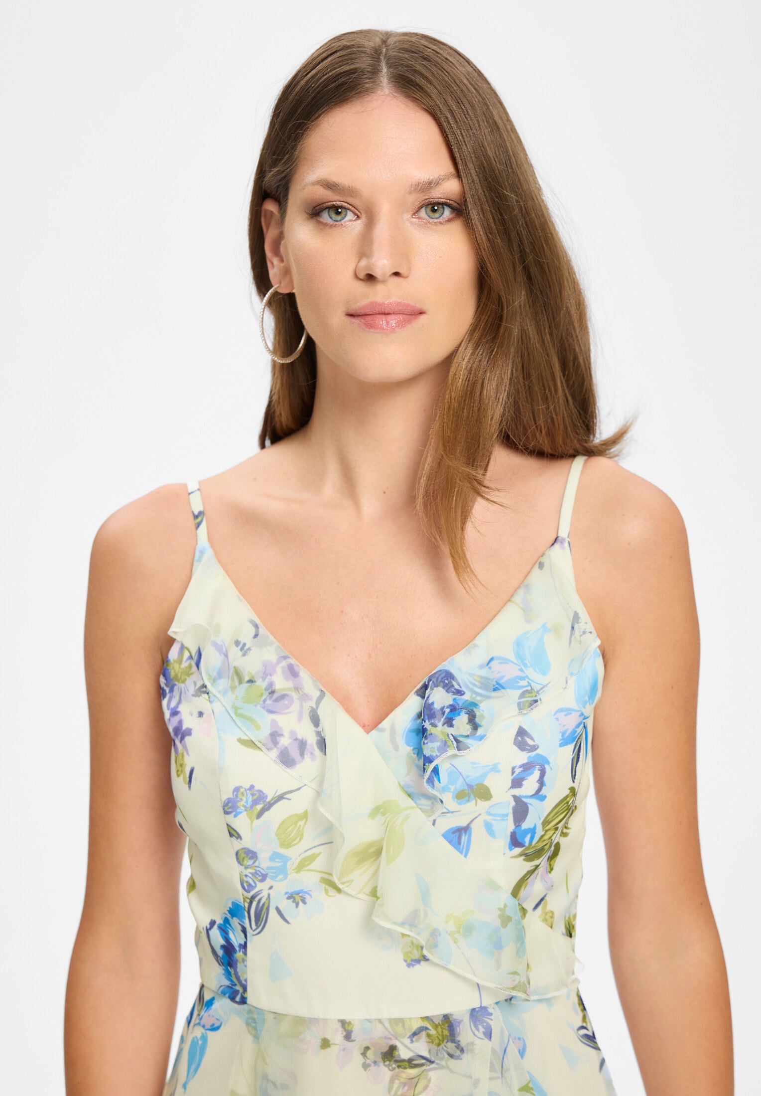 Abendkleid aus floral bedrucktem Chiffon mit Vokuhila Saum und Volants