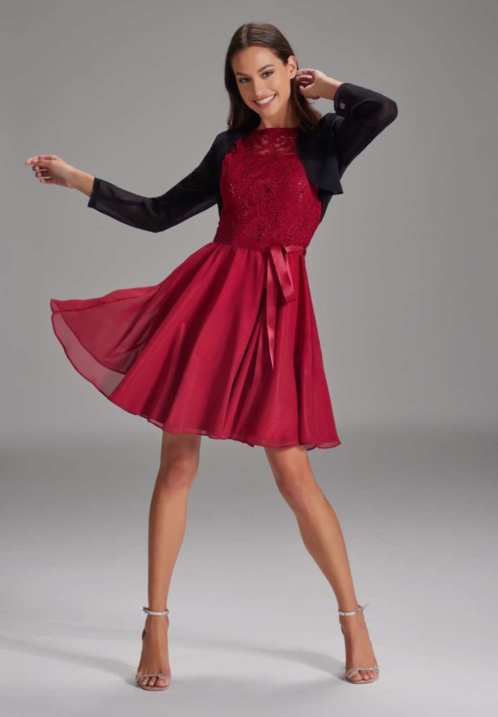 Bolero mit transparenten Ärmeln