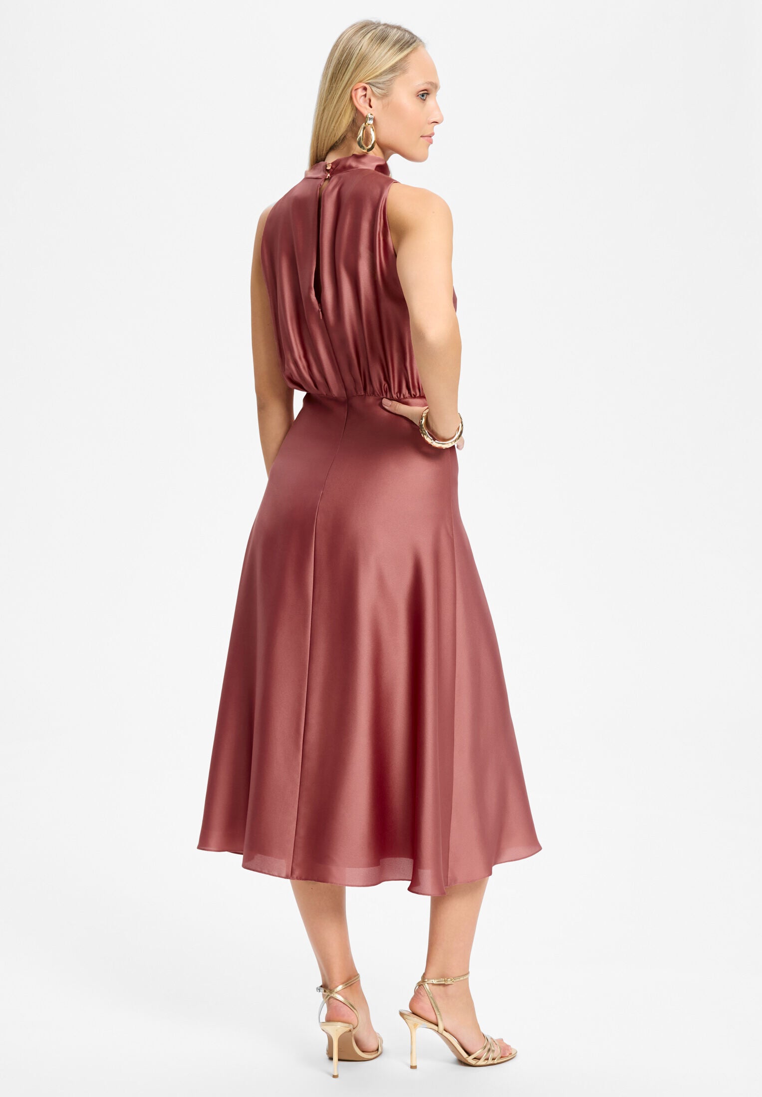 Midi Kleid aus Satin mit Drapierung