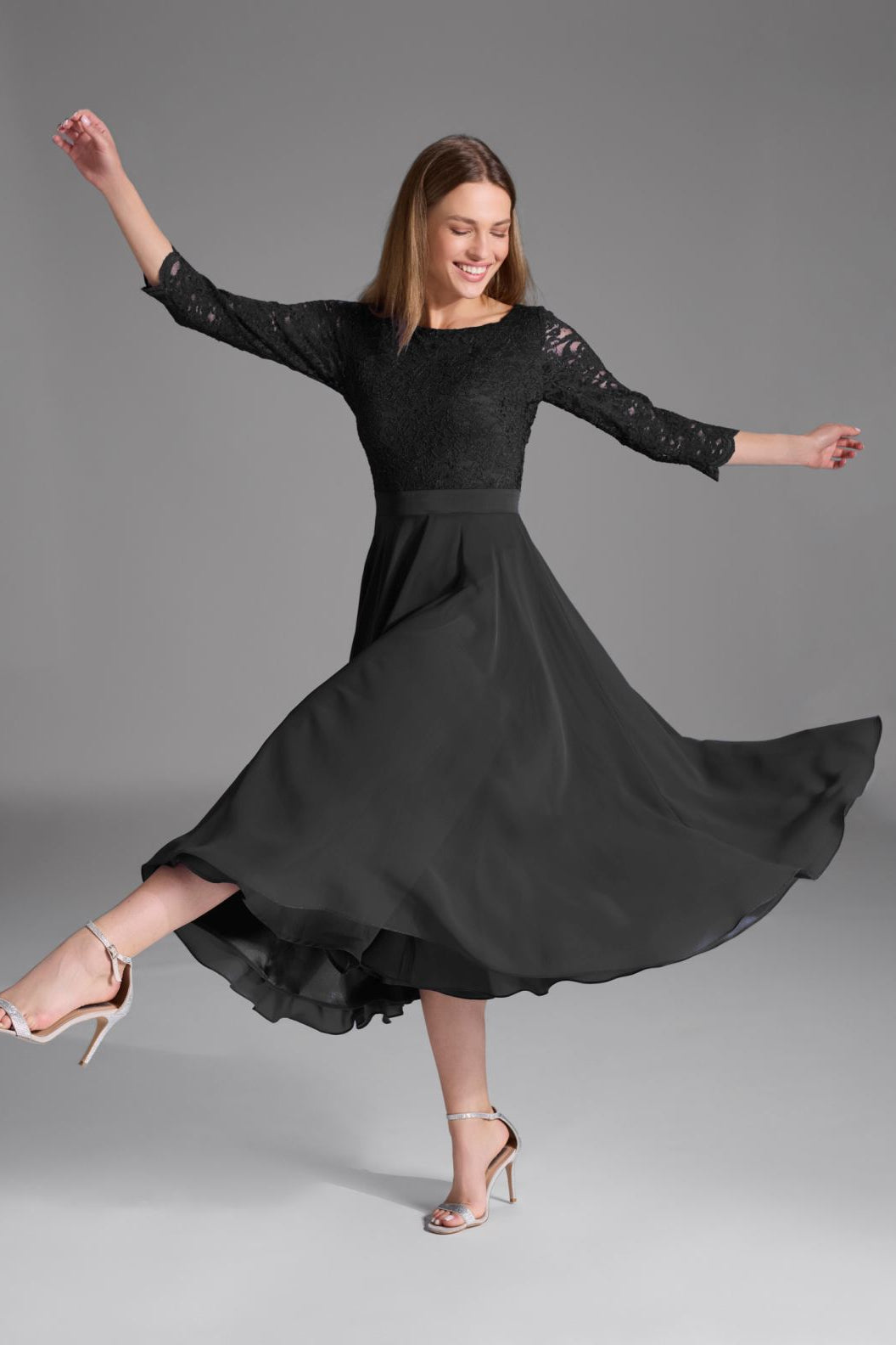 Midikleid mit fließendem Chiffon-Rock