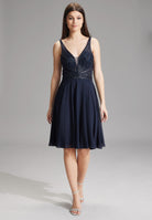 Cocktailkleid mit tonaler Stickerei navy