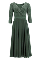 Cocktailkleid aus Material-Mix