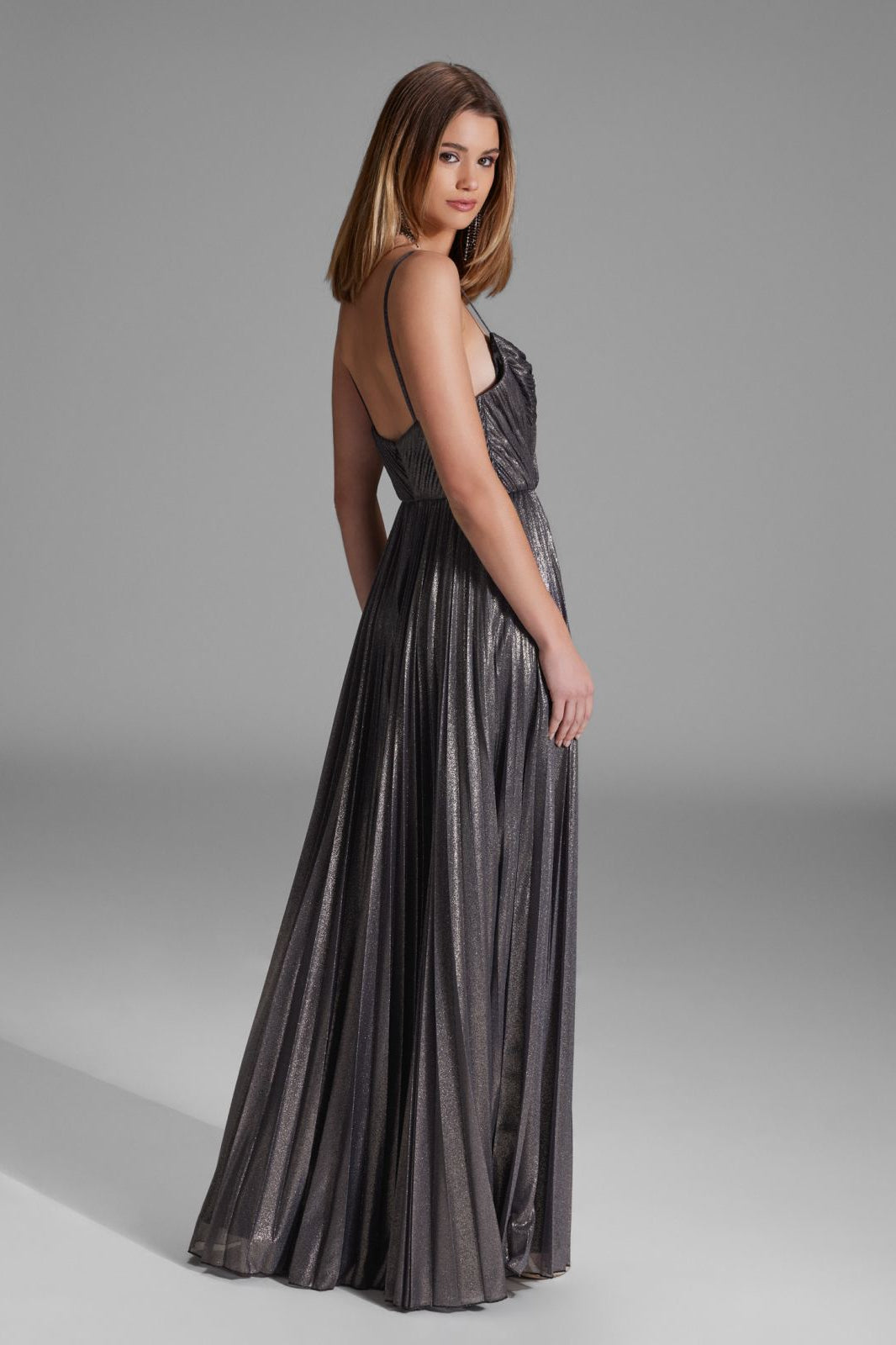 Schimmerndes Plisseekleid