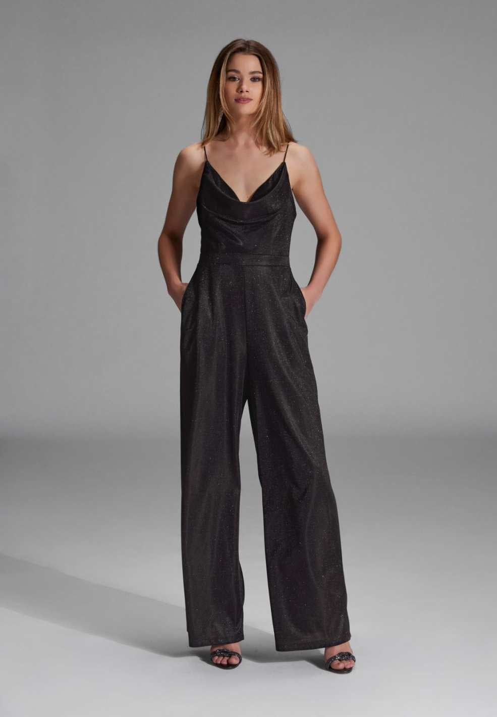 Jumpsuit mit Schimmereffekt black