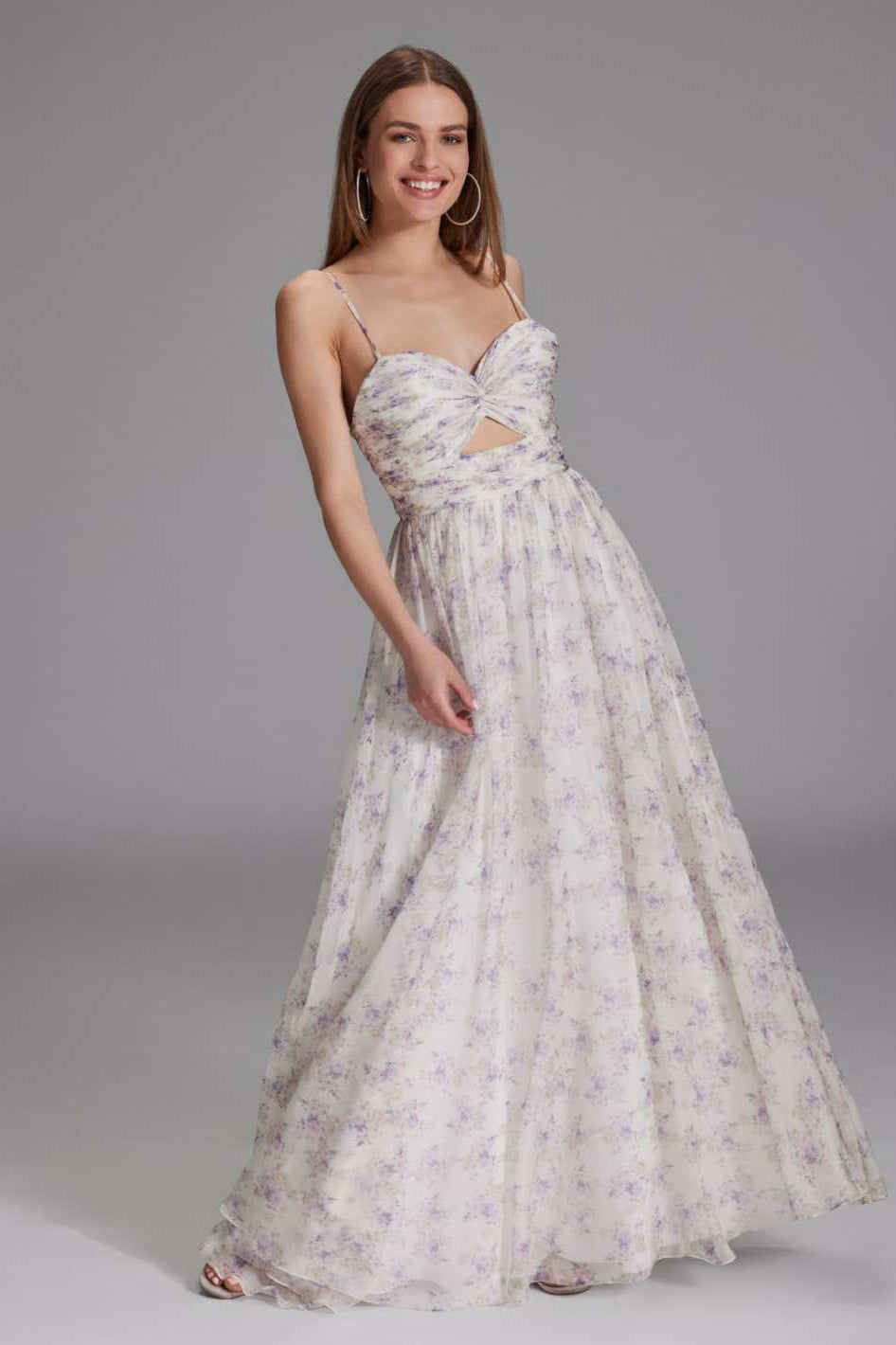 Fließendes Printkleid mit Cut-Out Detail