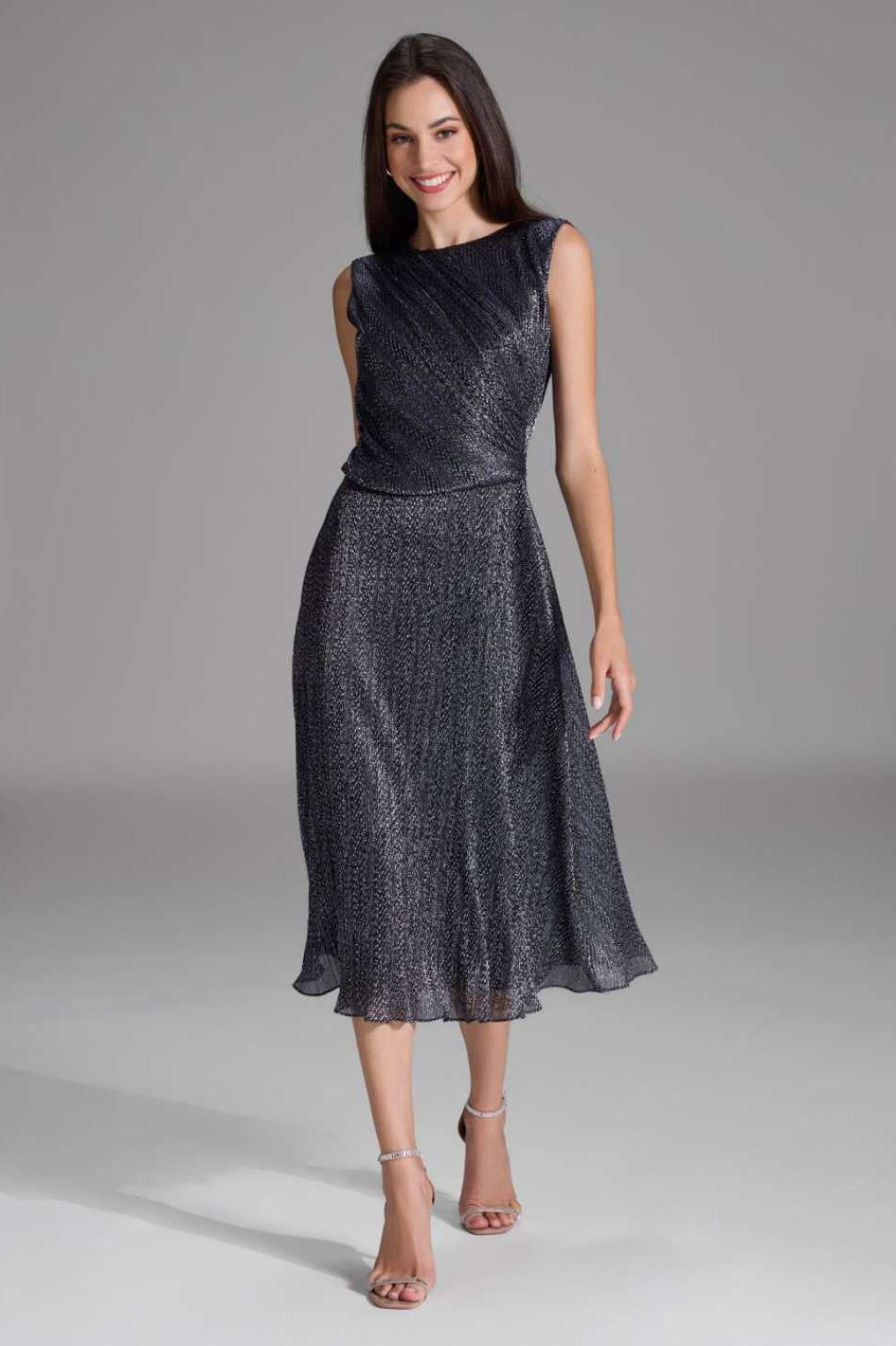 Plissiertes Midi Kleid mit Metallic Fäden