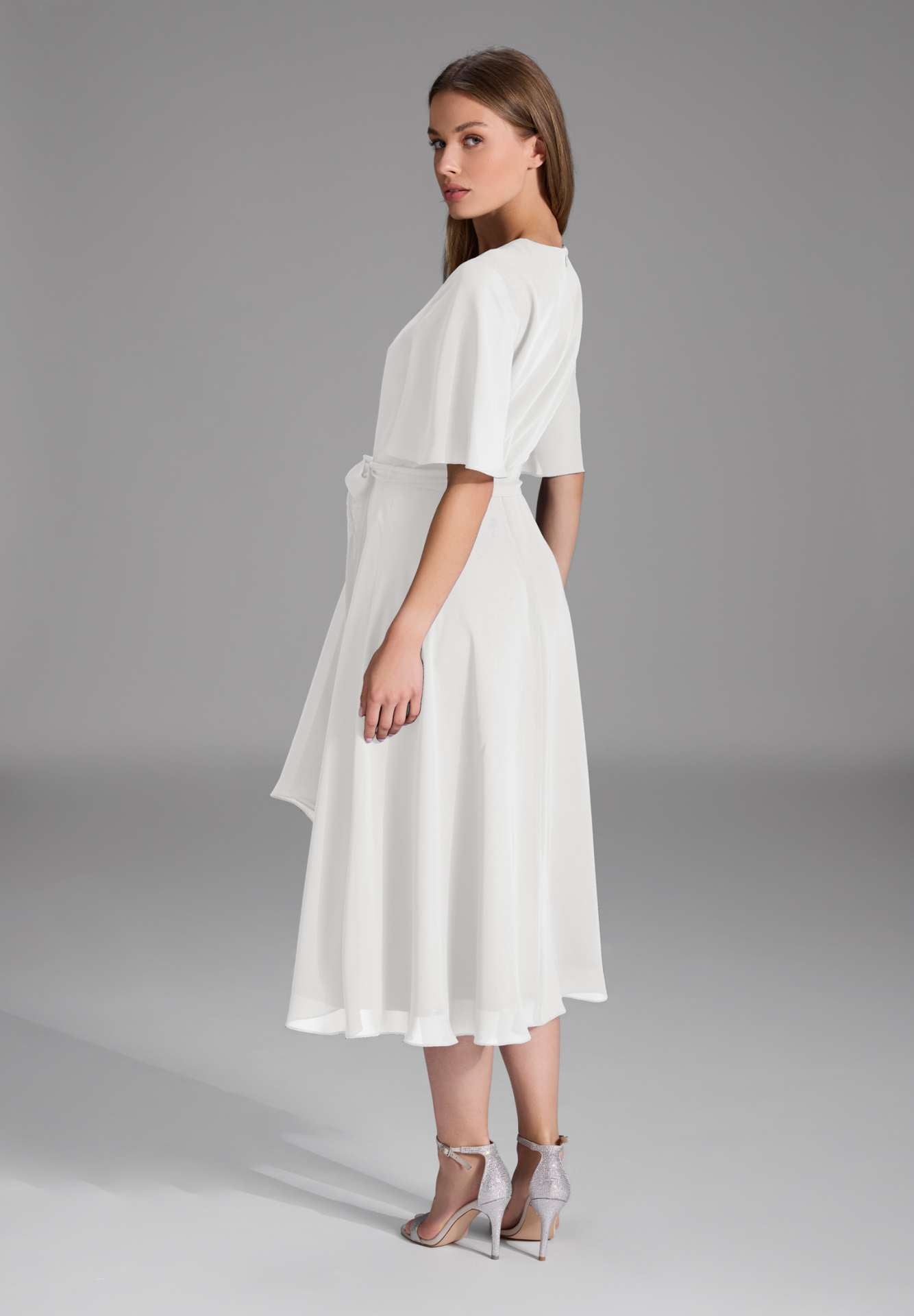 Chiffon Kleid in Wickel Optik mit Vokuhila Saum