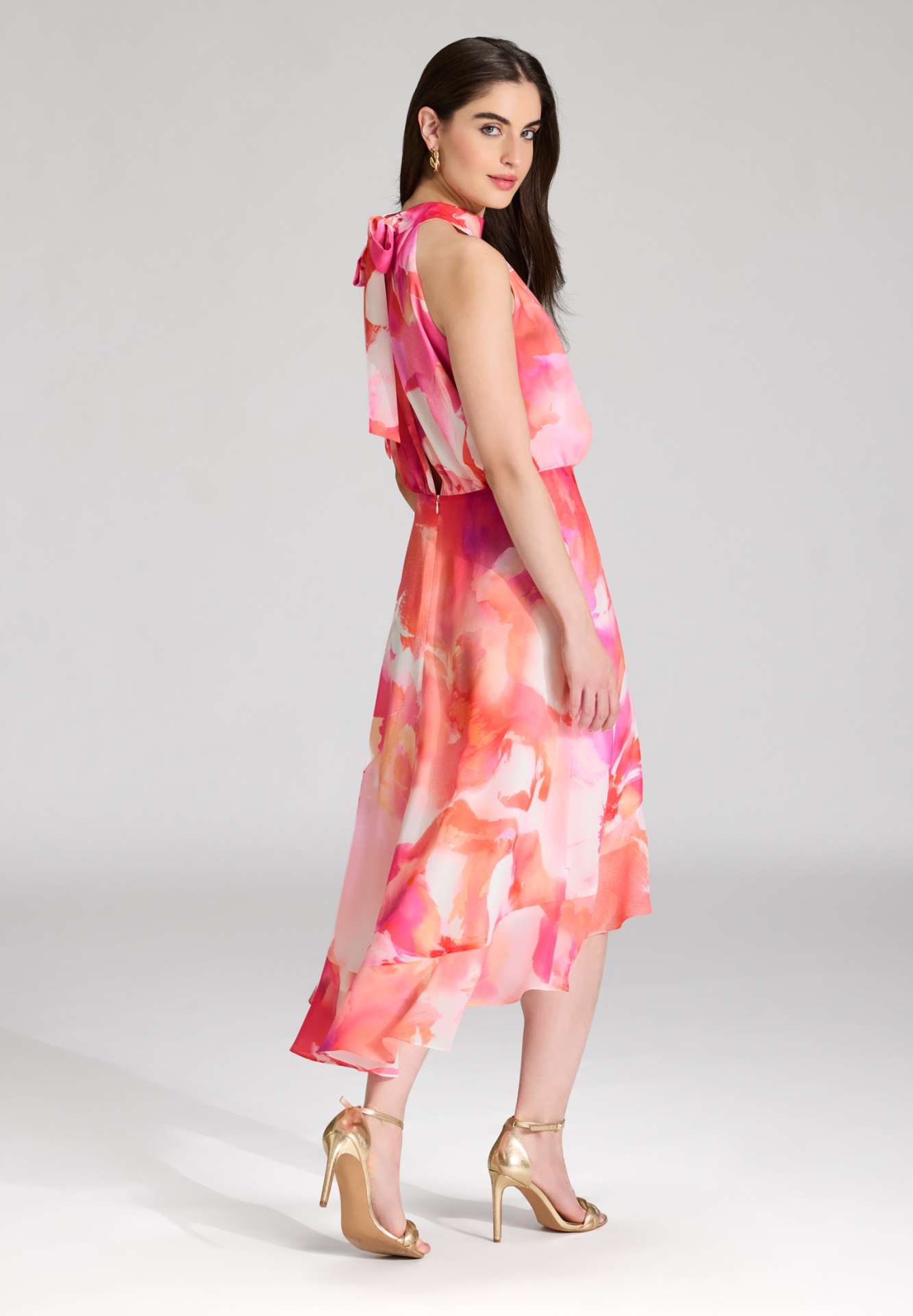 Cocktail Kleid aus bedrucktem Chiffon mit Volant am Saum