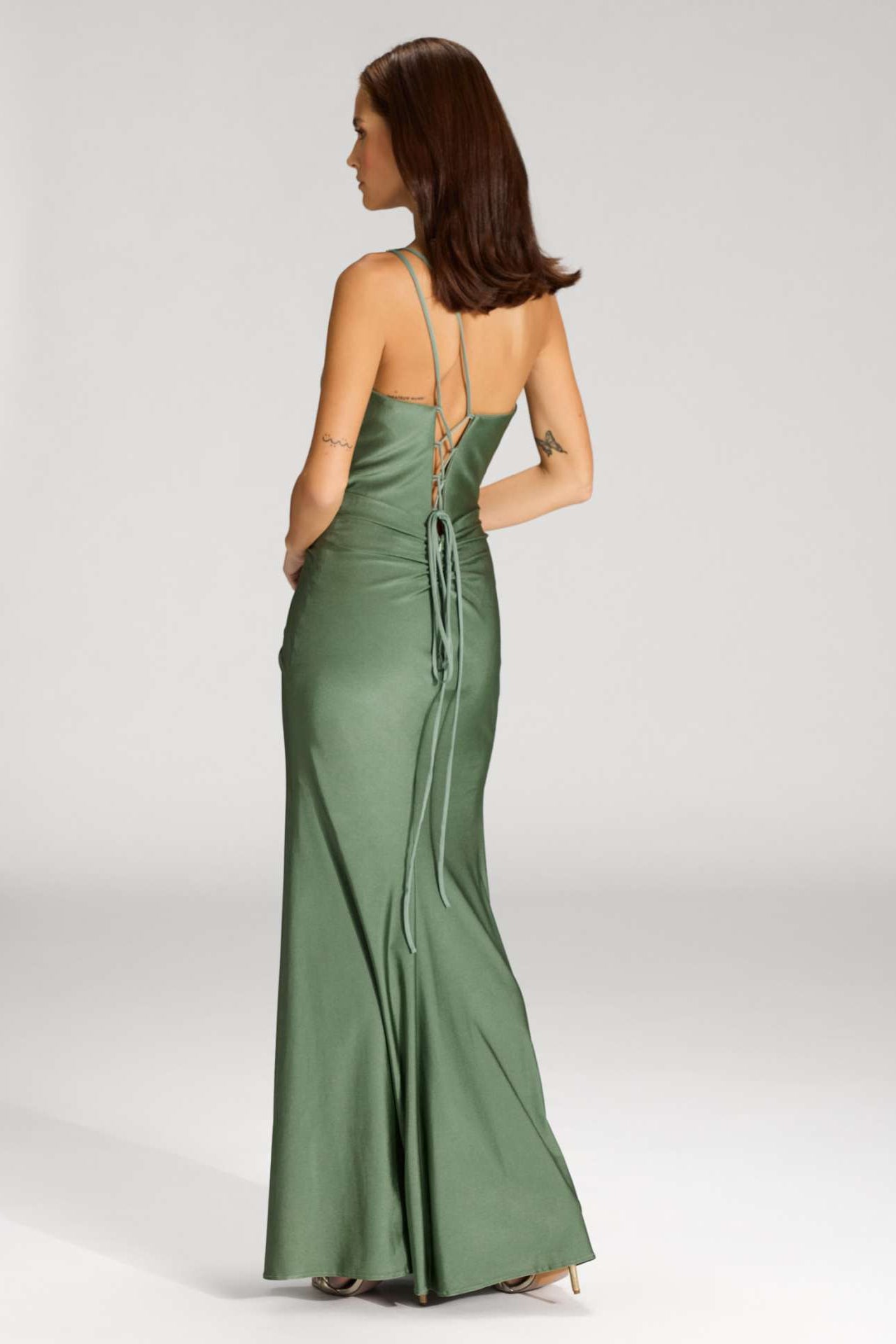 One-Shoulder-Kleid mit Cut-Out und Beinschlitz
