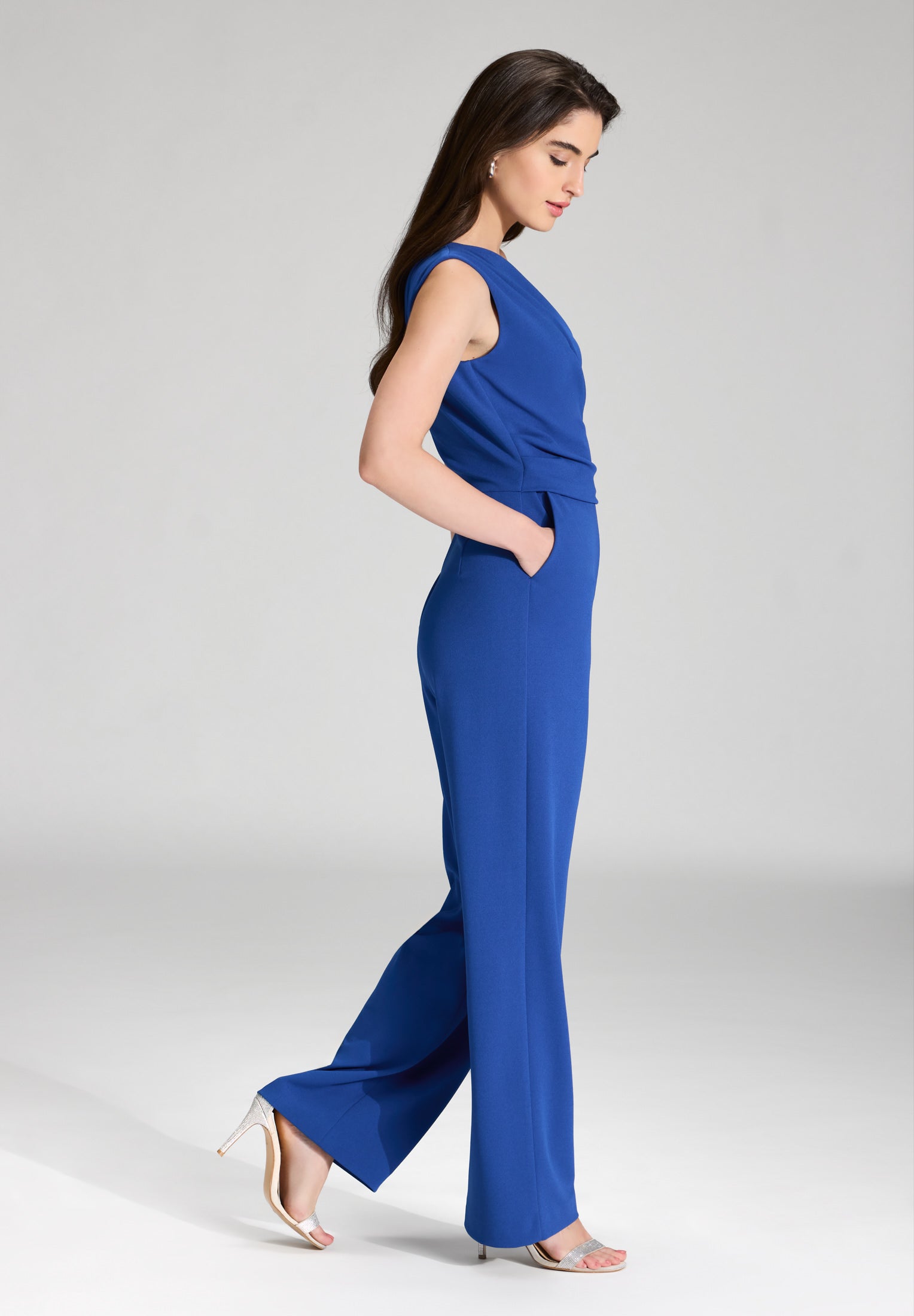 One-Shoulder Jumpsuit aus Crepe Jersey mit Drapierung