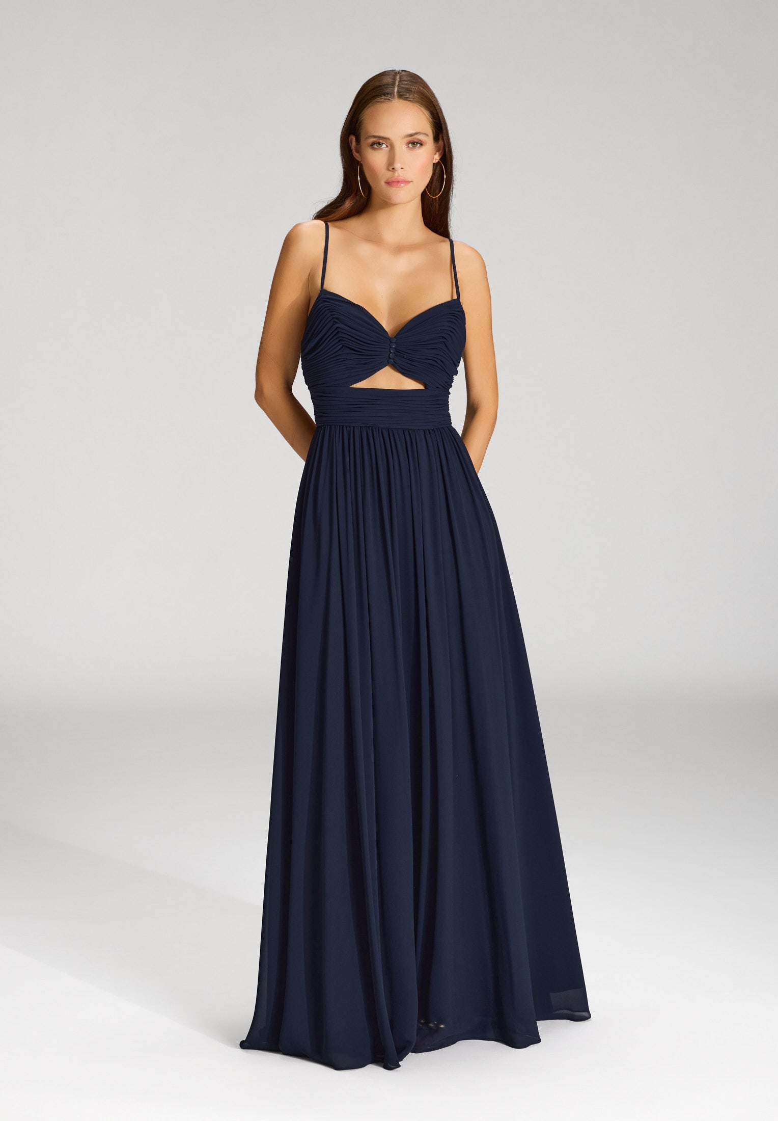 Chiffonkleid mit Cut-Out Detail und feiner Raffung navy