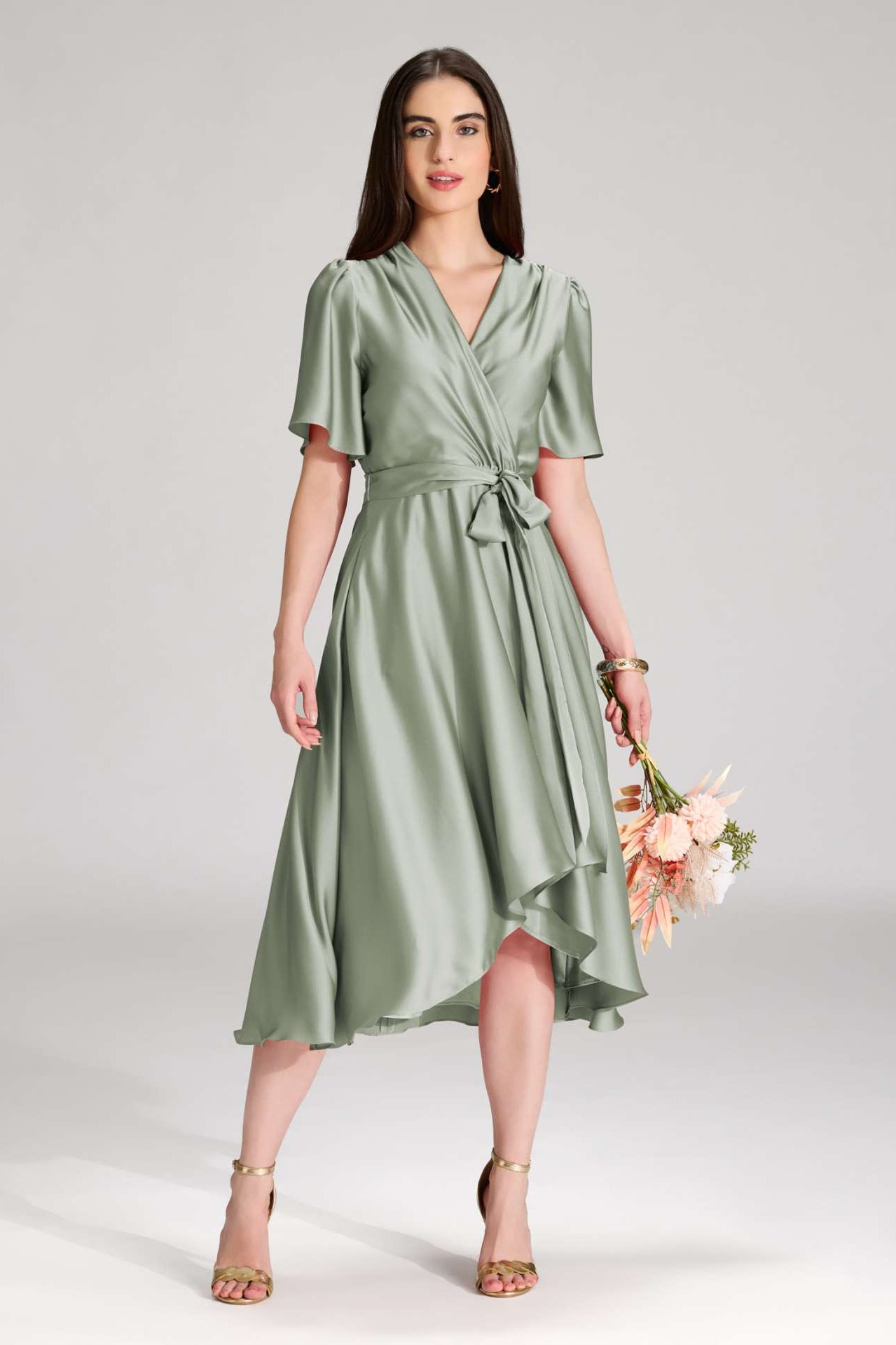 Cocktailkleid aus nachhaltigem Satin in Wickel Optik pistachio green