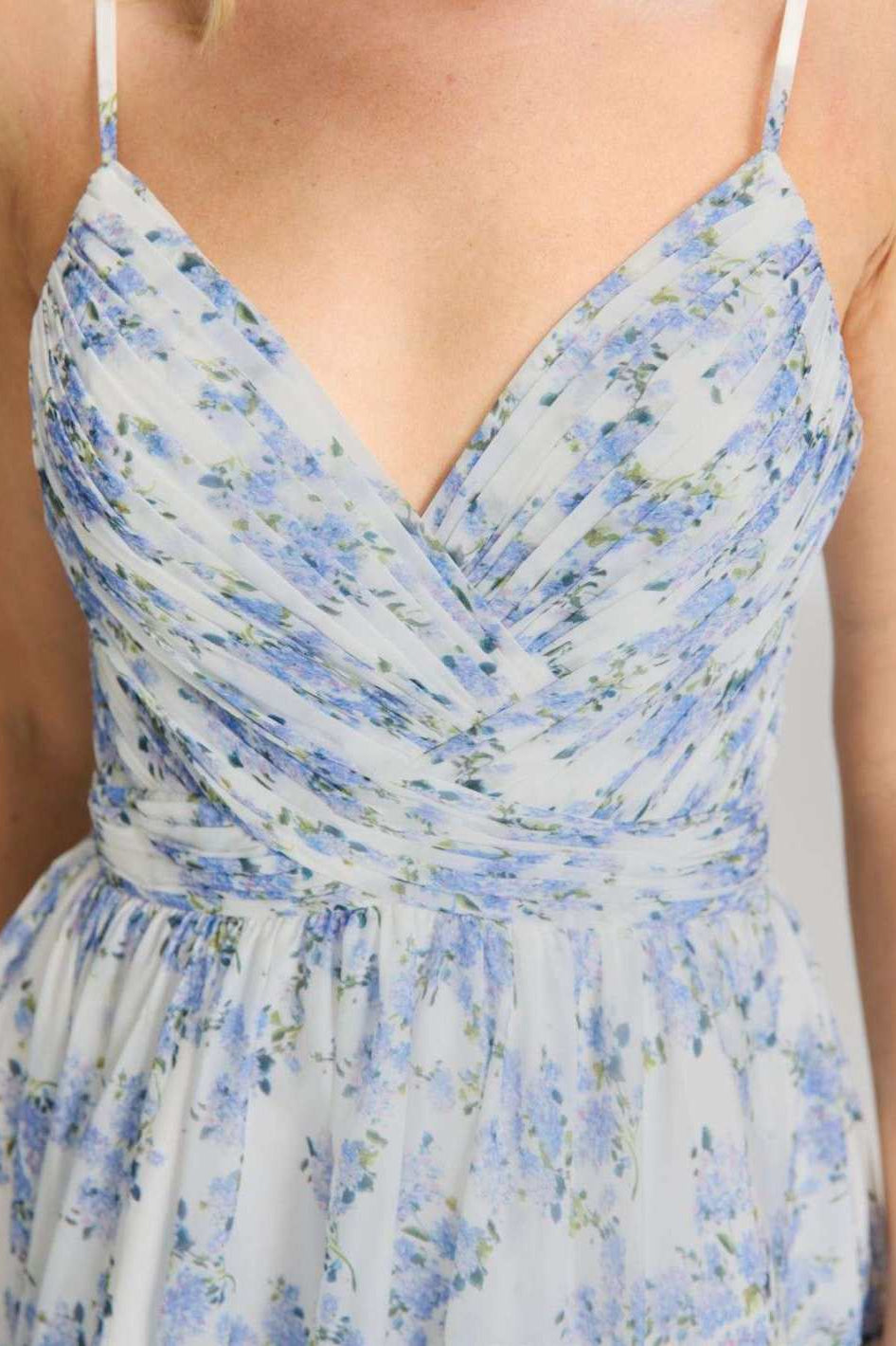 Midikleid aus Chiffon mit floralem Print