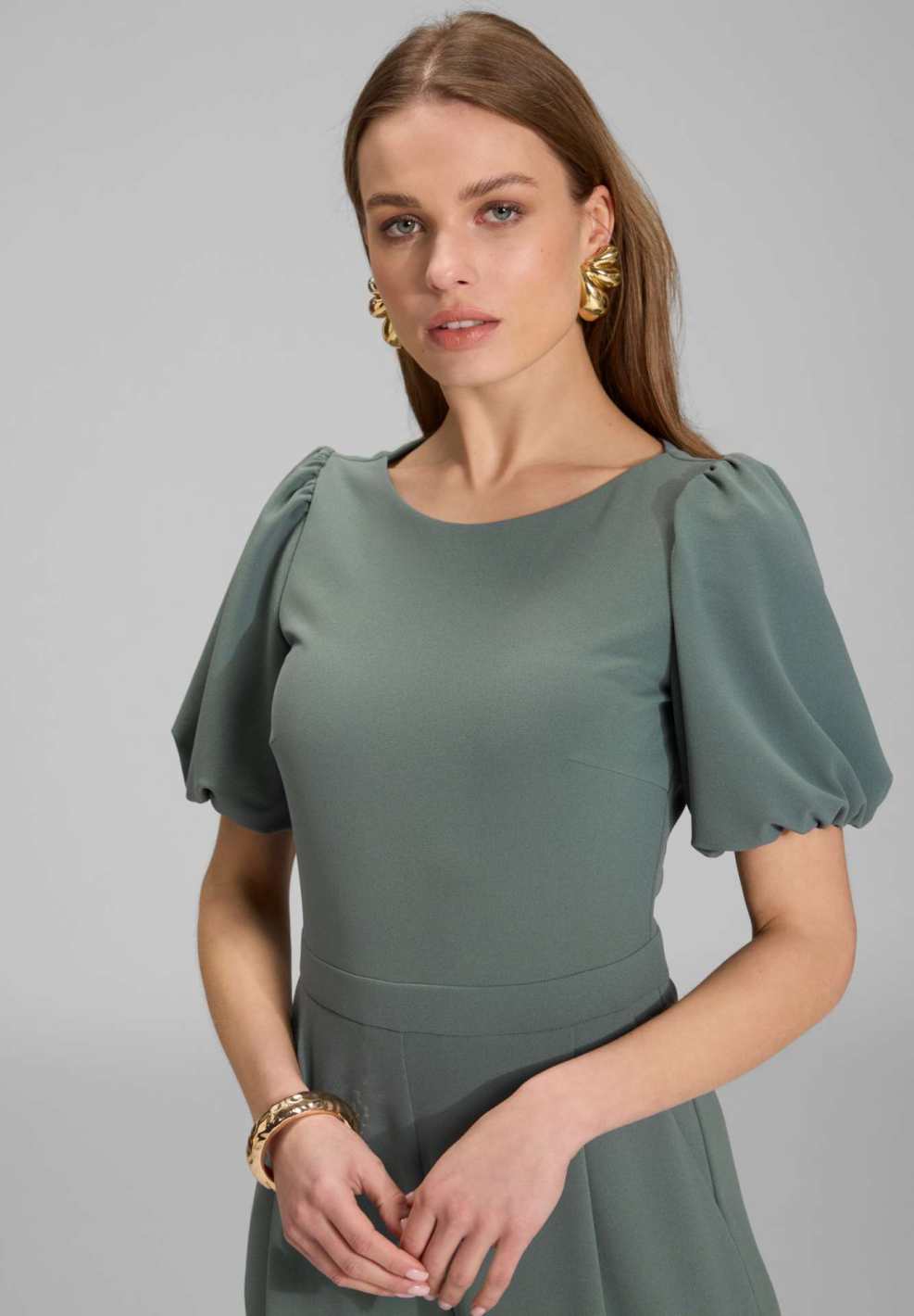 Jumpsuit aus Crepe Jersey mit Ballonärmeln