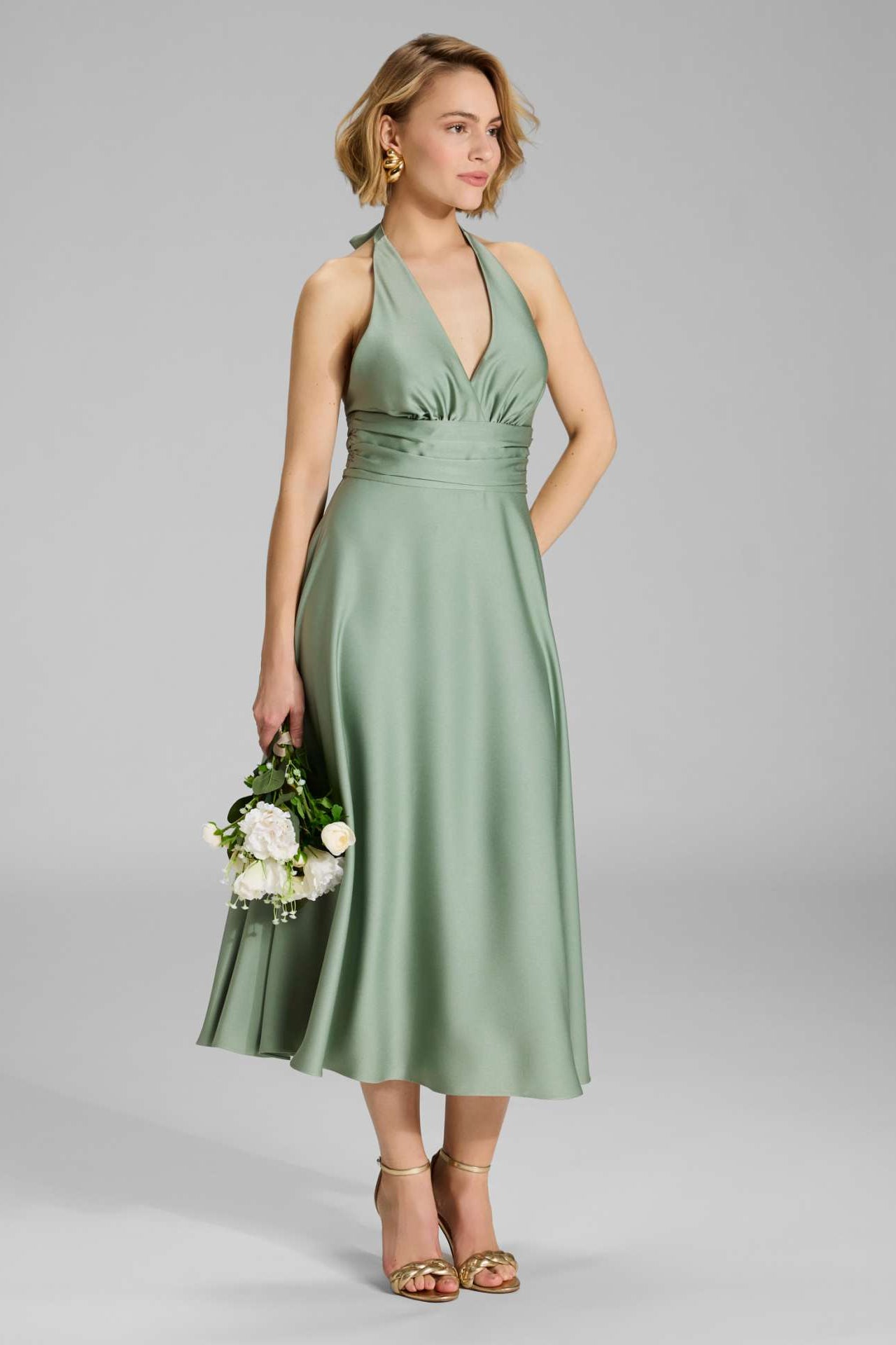 Neckholder Kleid aus Satin