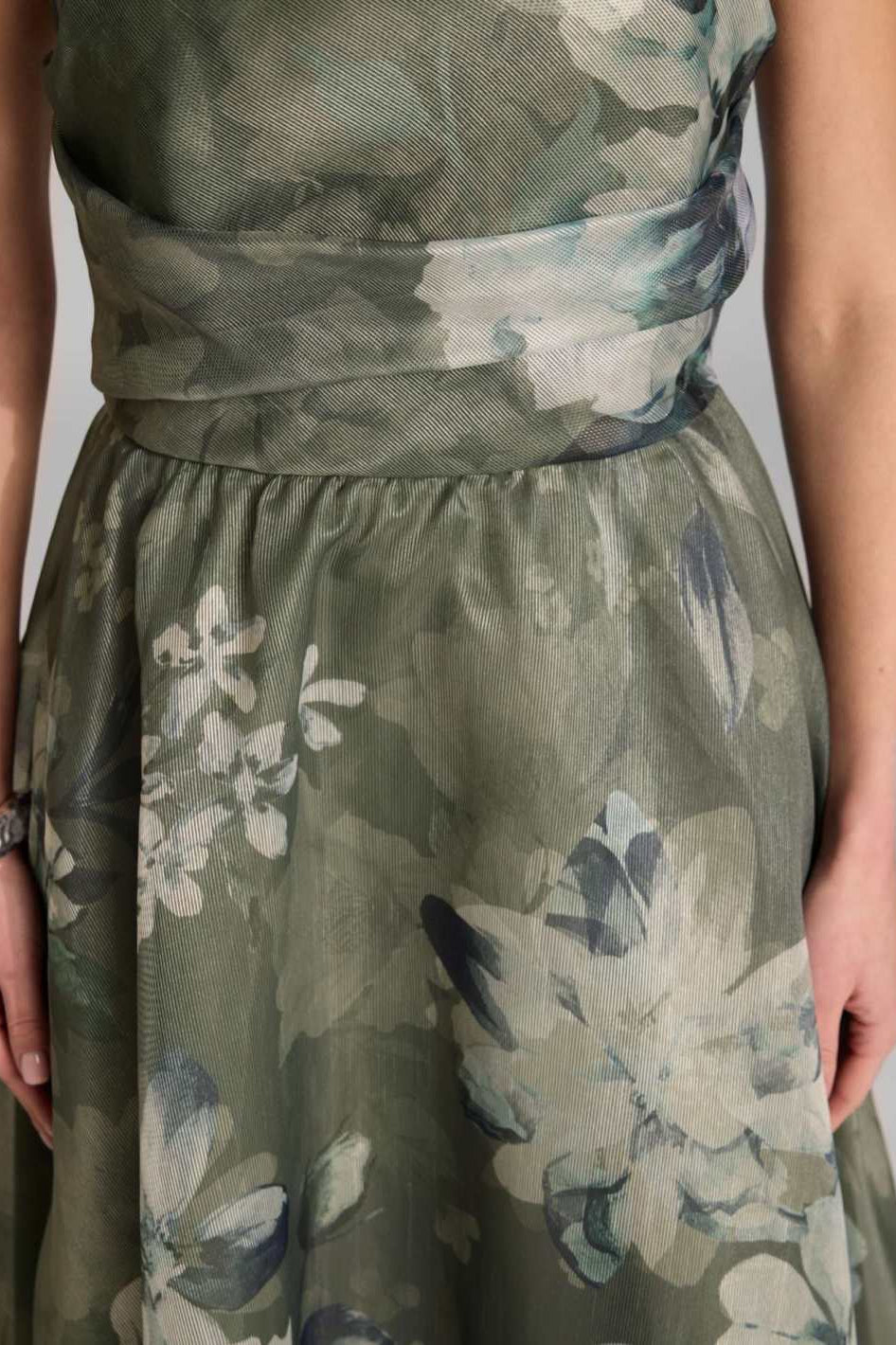 Korsage Kleid aus bedrucktem Organza