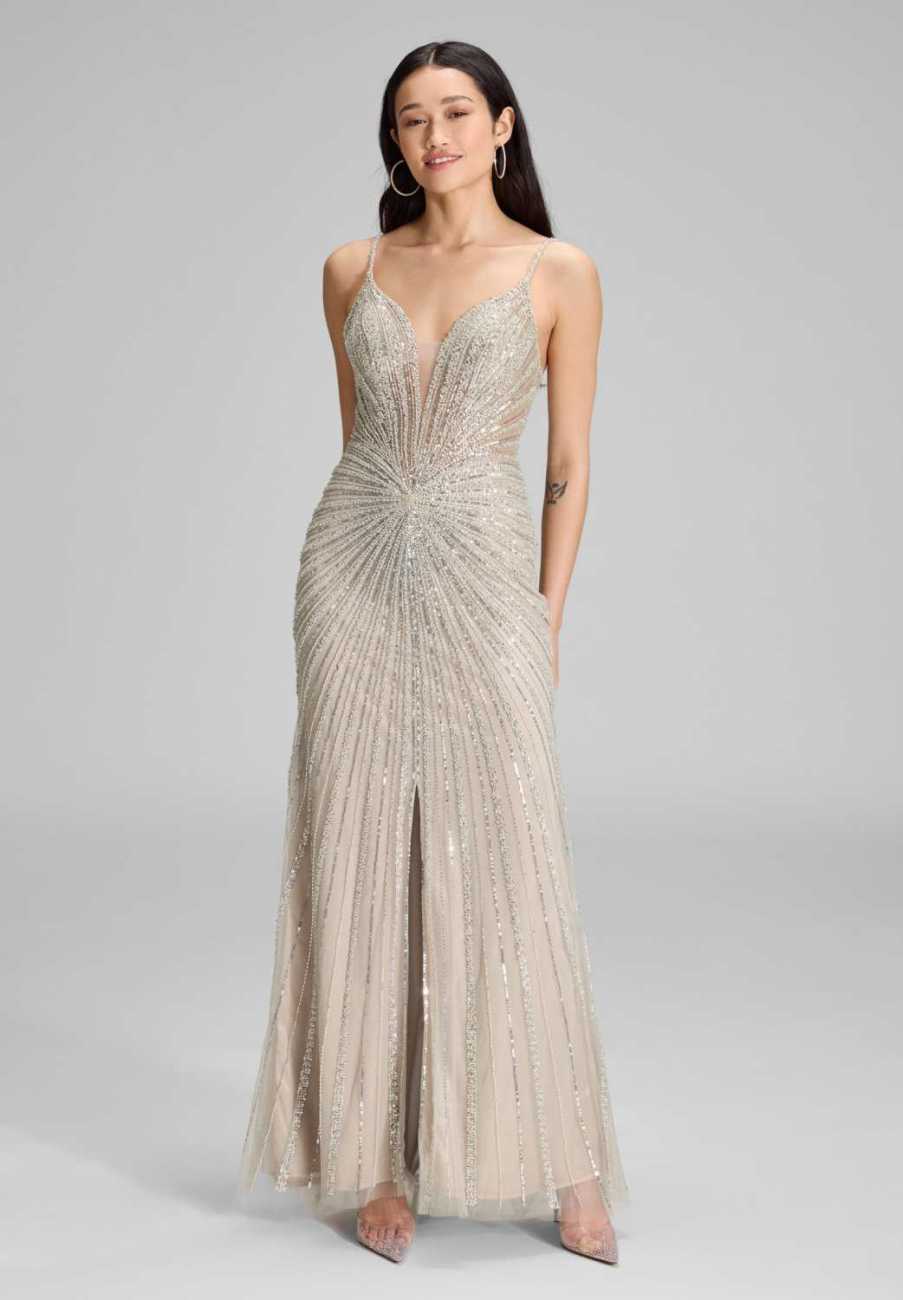 Abendkleid mit all-over Stickerei silver