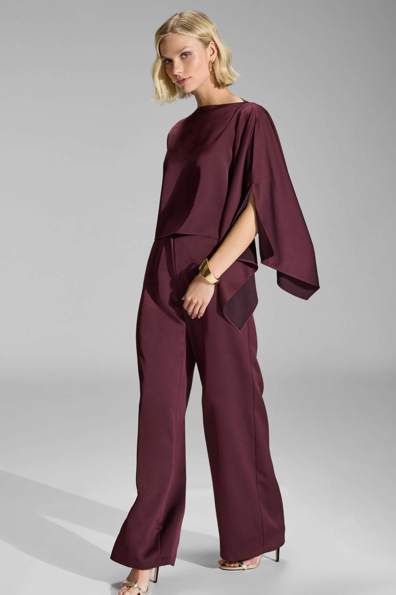 Hose aus Satin mit geradem Bein und Taschen