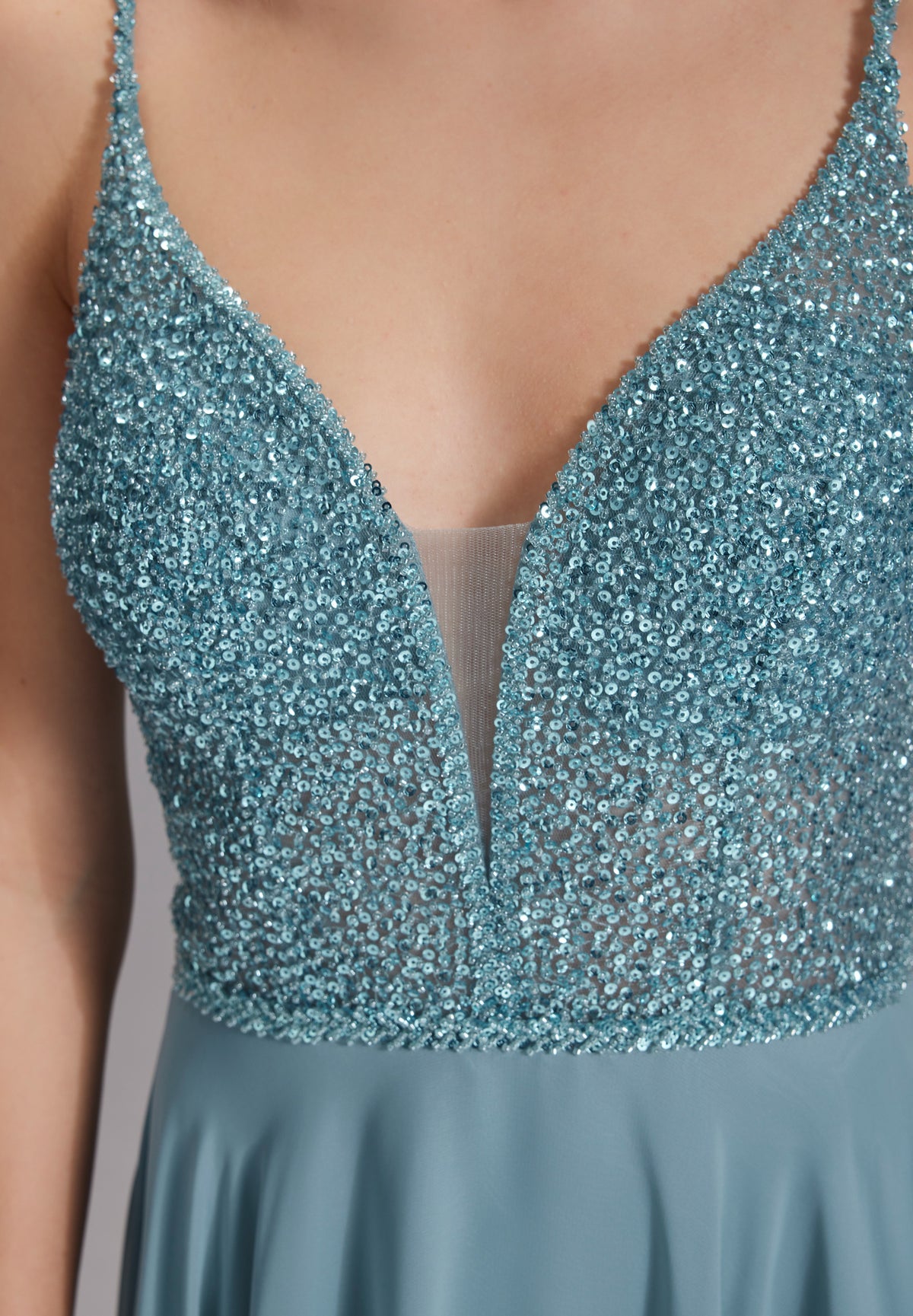 Abendkleid aus Materialmix