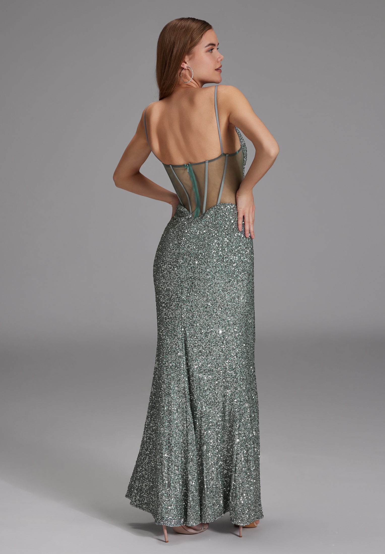 Slipdress mit transparenter Rückenpartie