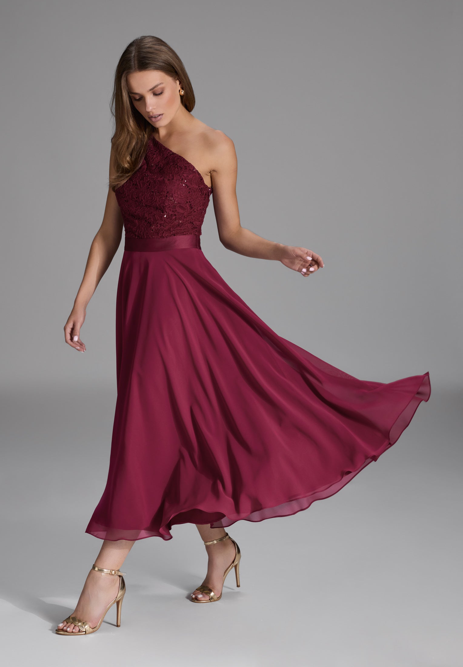 One Shoulder Midi Kleid aus Material Mix ruby red