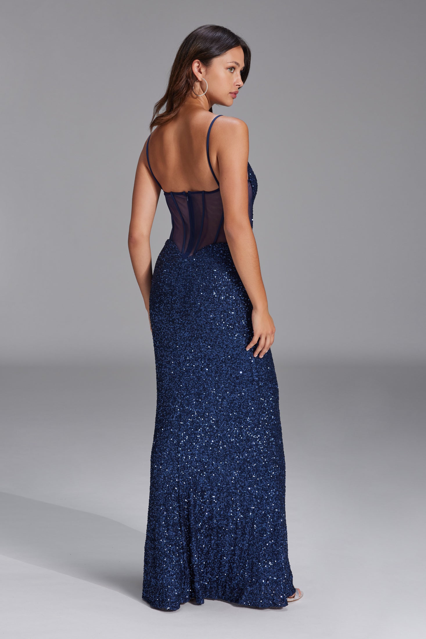 Slipdress mit transparenter Rückenpartie