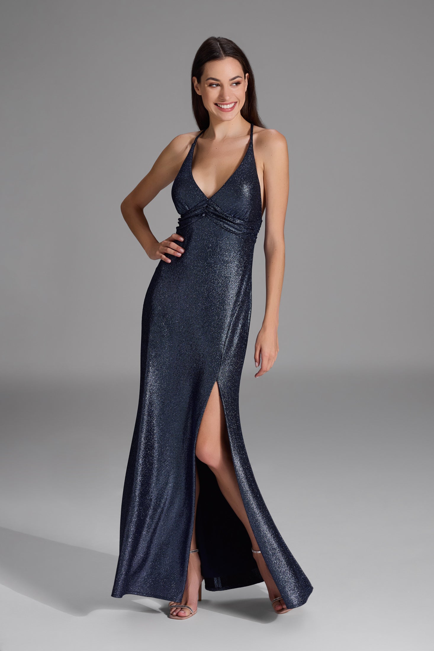 Abendkleid aus glitzerndem Jersey mit Knotendetail am Rücken