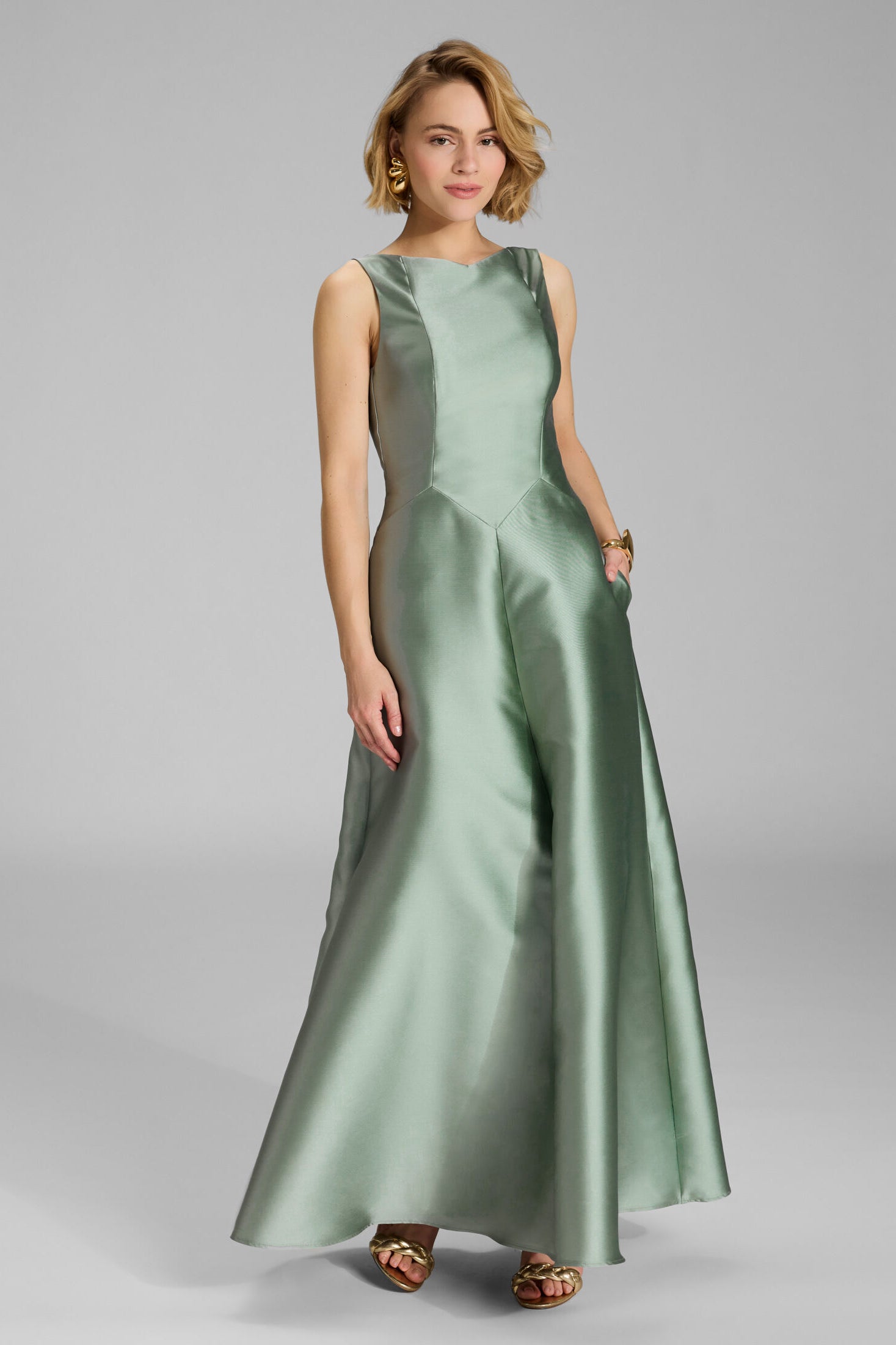 Robenartiges Abendkleid mit Eingrifftaschen pistachio green
