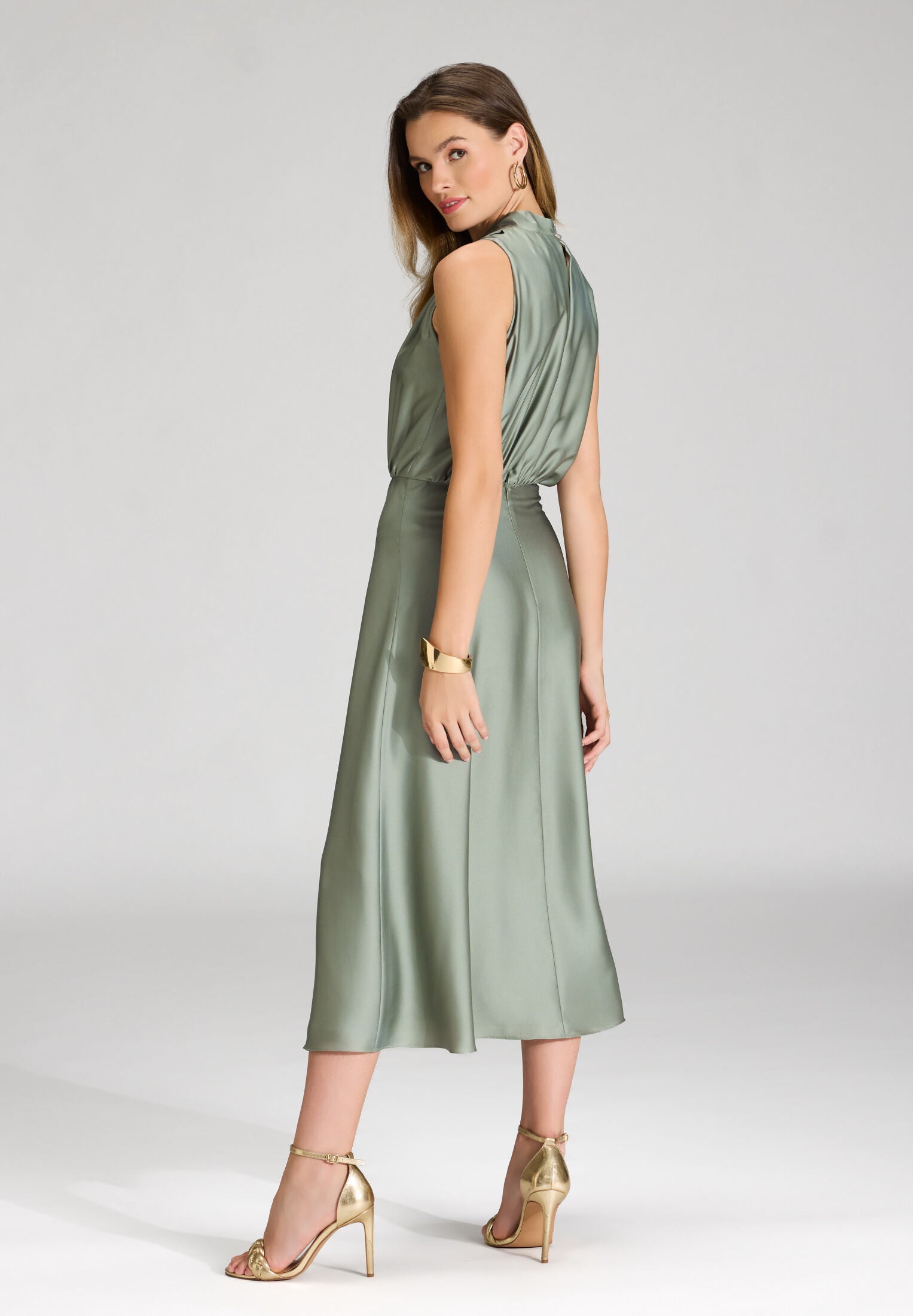 Midi Kleid aus Satin mit Drapierung