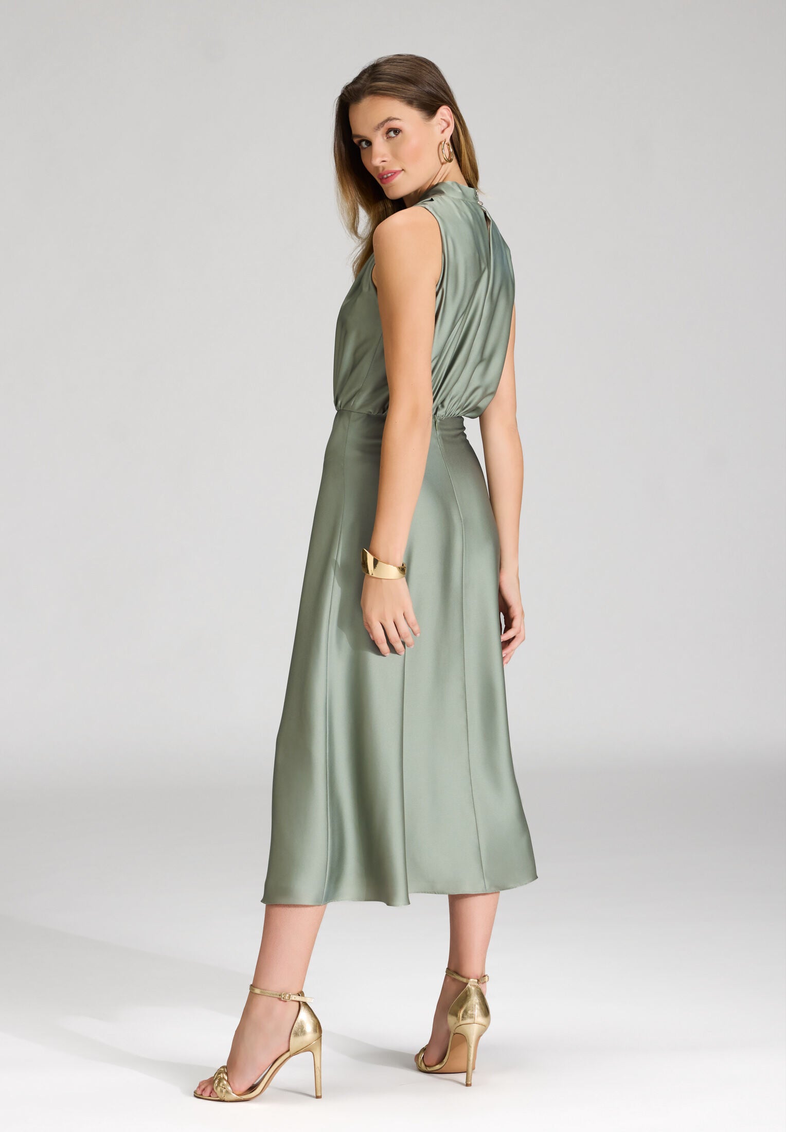 Midi Kleid aus Satin mit Drapierung