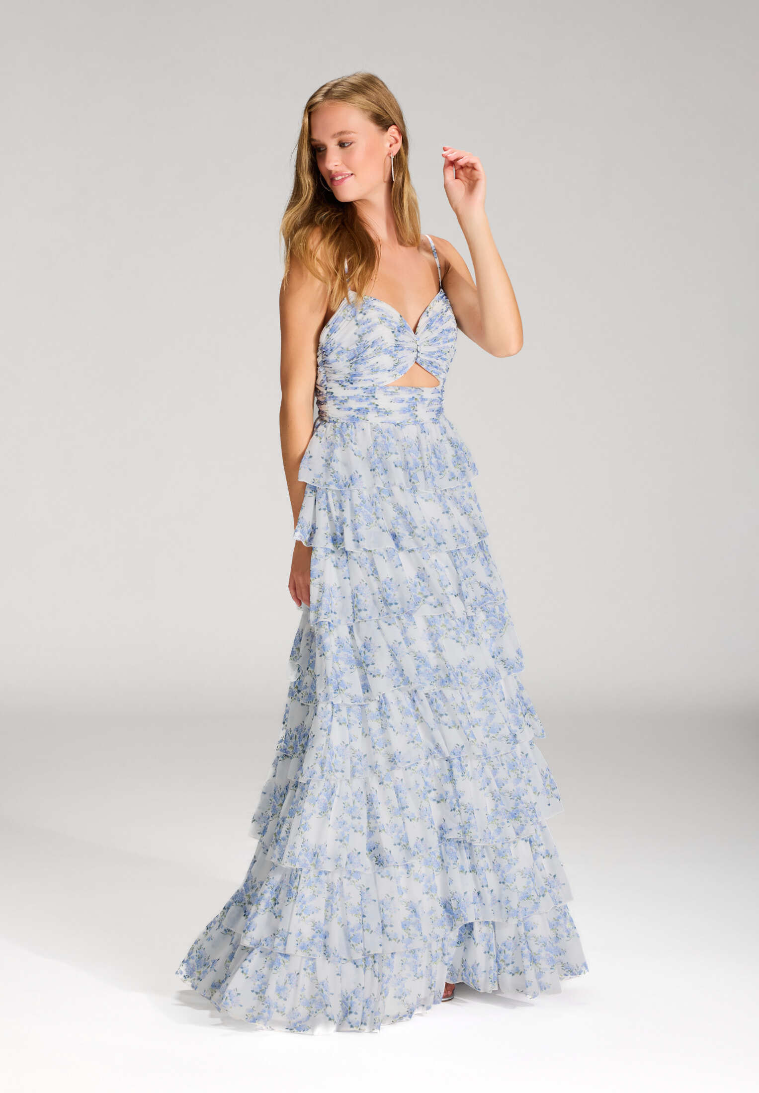 Printkleid mit Volantrock und Cut-out Detail