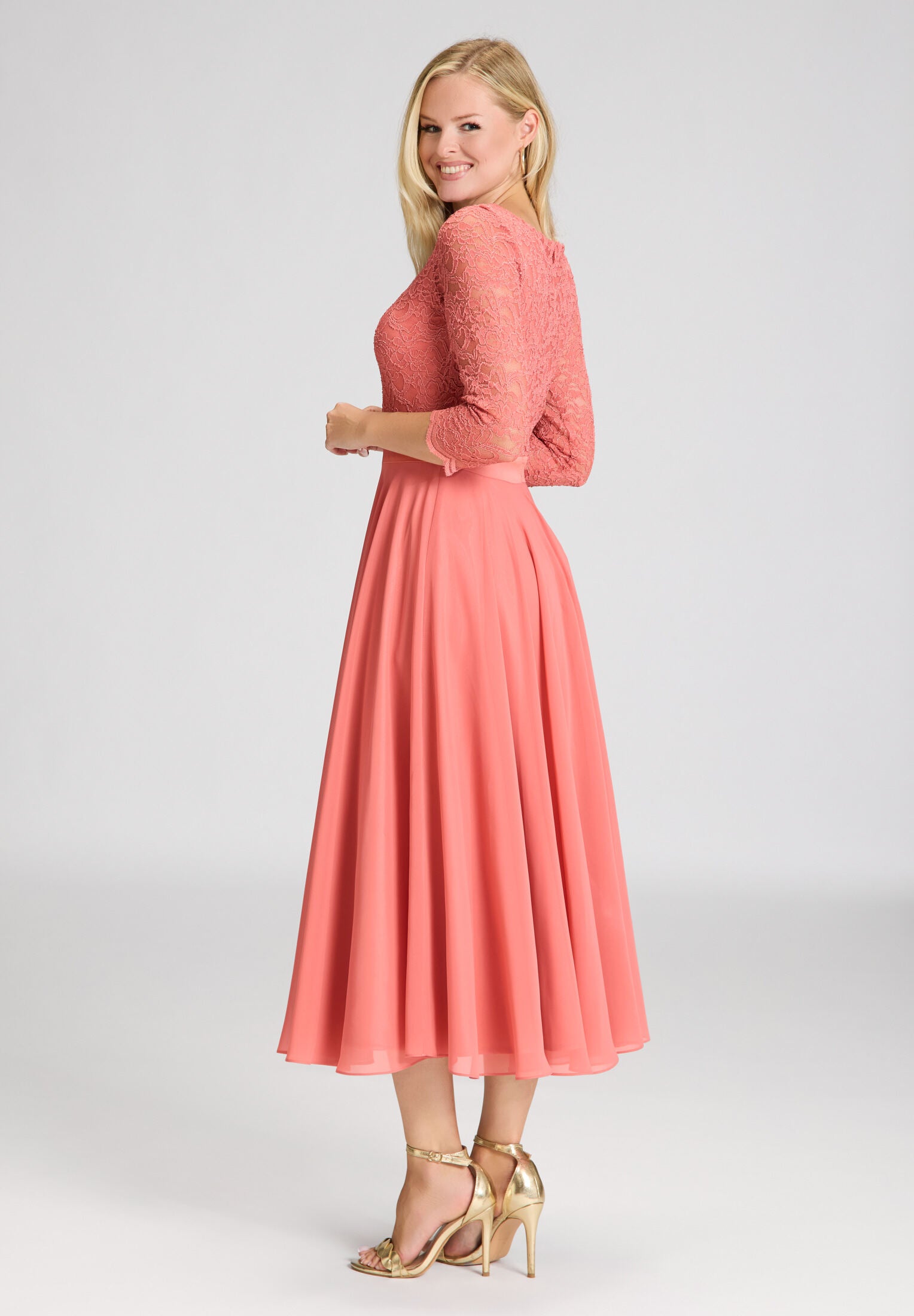 Abendkleid Midi mit Oberteil aus floraler Spitze und Chiffon Rock