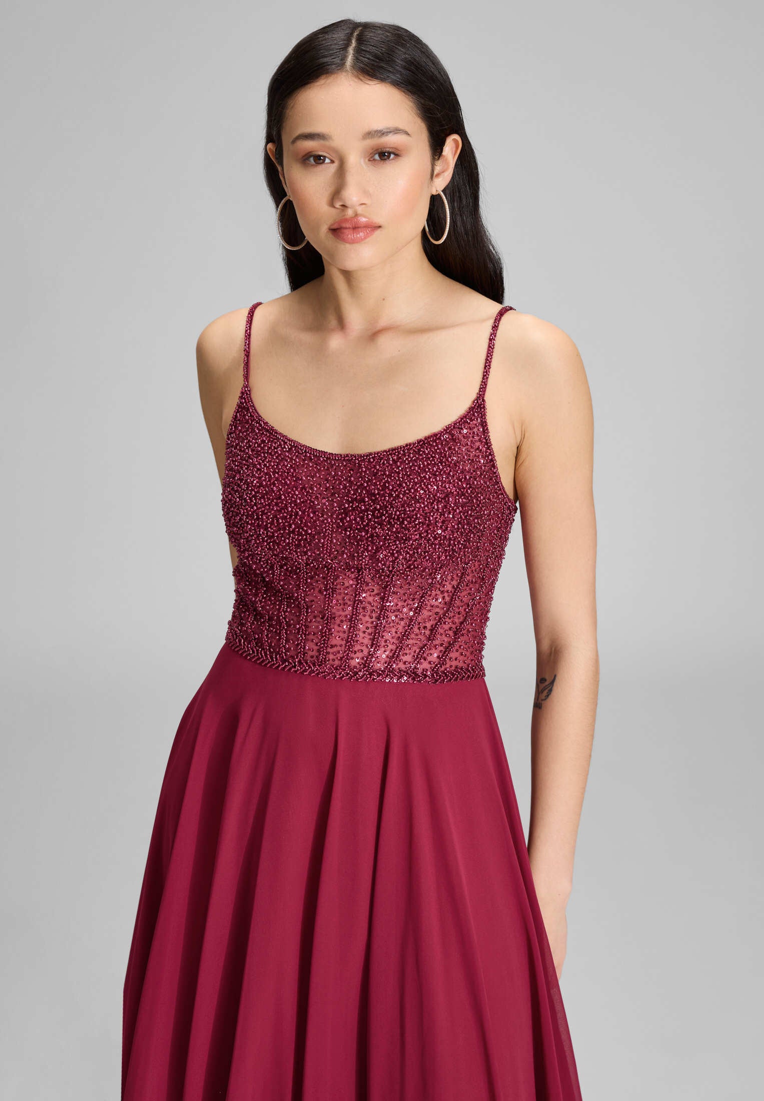 Chiffonkleid mit besticktem Top