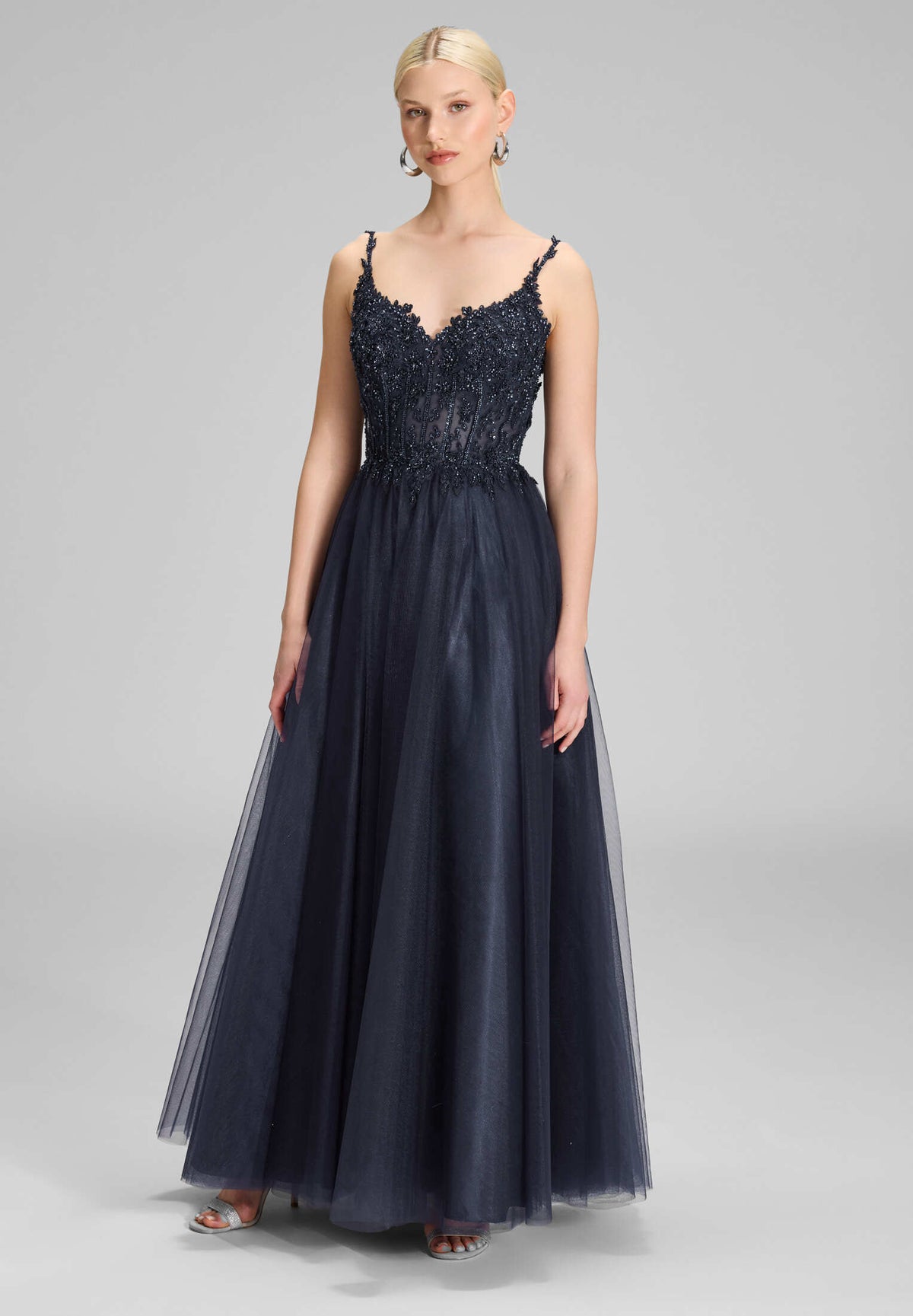 Ausgestelltes Tüllkleid mit Stickerei navy