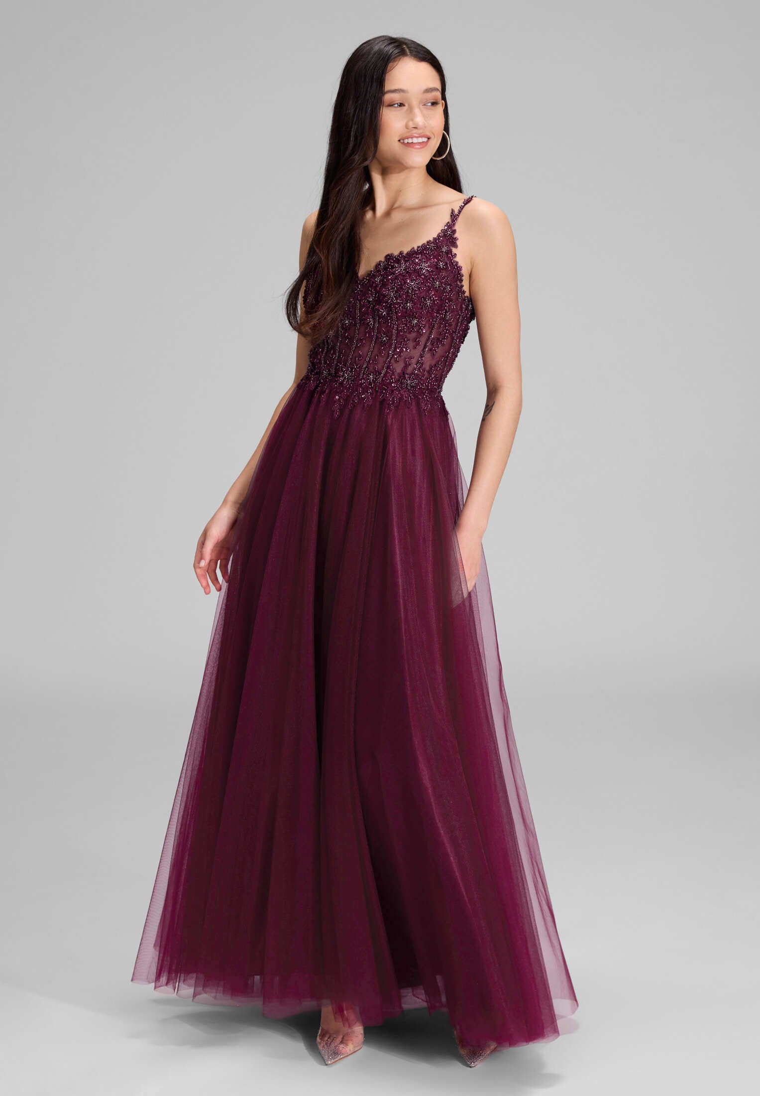 Ausgestelltes Tüllkleid mit Stickerei mulberry