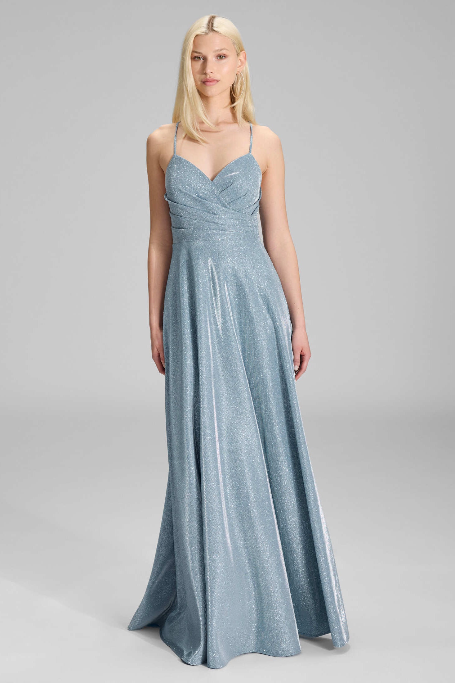 Abendkleid mit Schimmereffekt sky blue