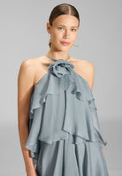 Abendkleid aus Crinkle Chiffon mit gestuften Volants