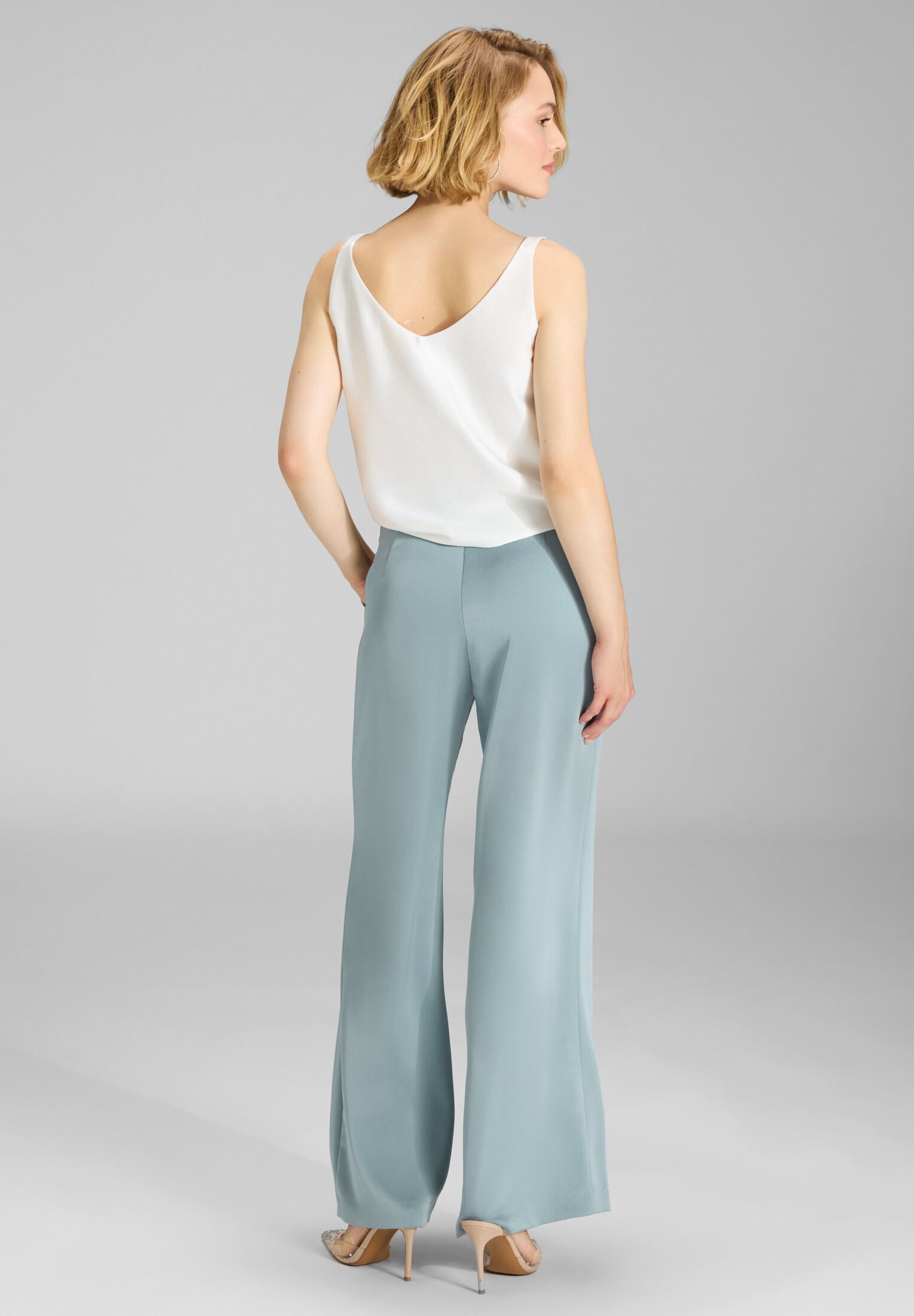 Top aus nachhaltigem Satinchiffon