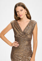 Figurbetontes Abendkleid aus elastische Paillette mit Drapierung