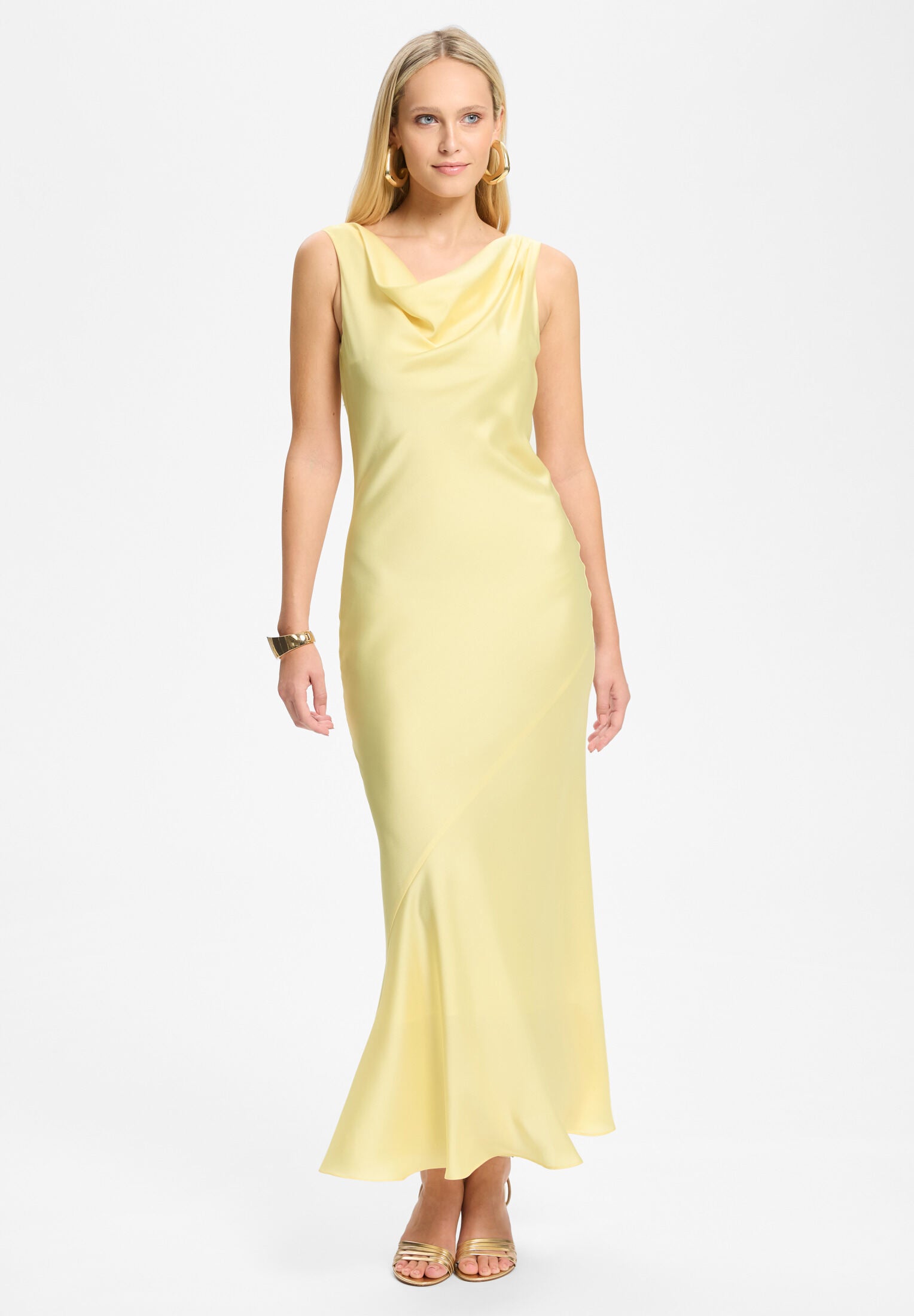 Abendkleid aus nachhaltigem Satin mit Wasserfall Ausschnitt pastel yellow