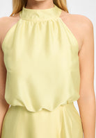 Cocktailkleid aus Satin mit Volant