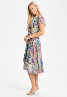 Midi Kleid in Wickel Optik aus bedrucktem Chiffon mit Metallicfäden