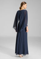 Abendkleid mit Cape aus Chiffon