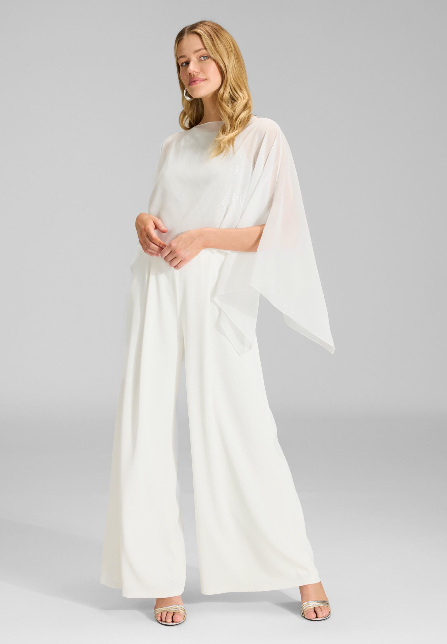 Schlupf-Stola aus Chiffon mit Ärmelschlitzen