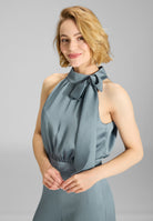 Jumpsuit mit Schluppe aus Satin