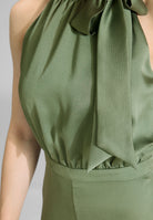 Jumpsuit mit Schluppe aus Satin