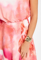 Cocktail Kleid aus bedrucktem Chiffon mit Volant am Saum