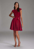 Kleid mit paillettenbesetztem Spitzenoberteil rio red