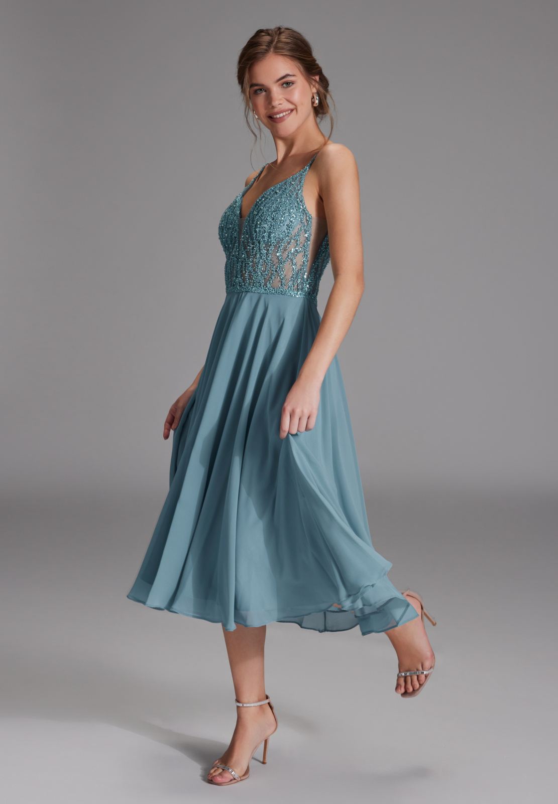 Paillettenbesticktes Cocktailkleid